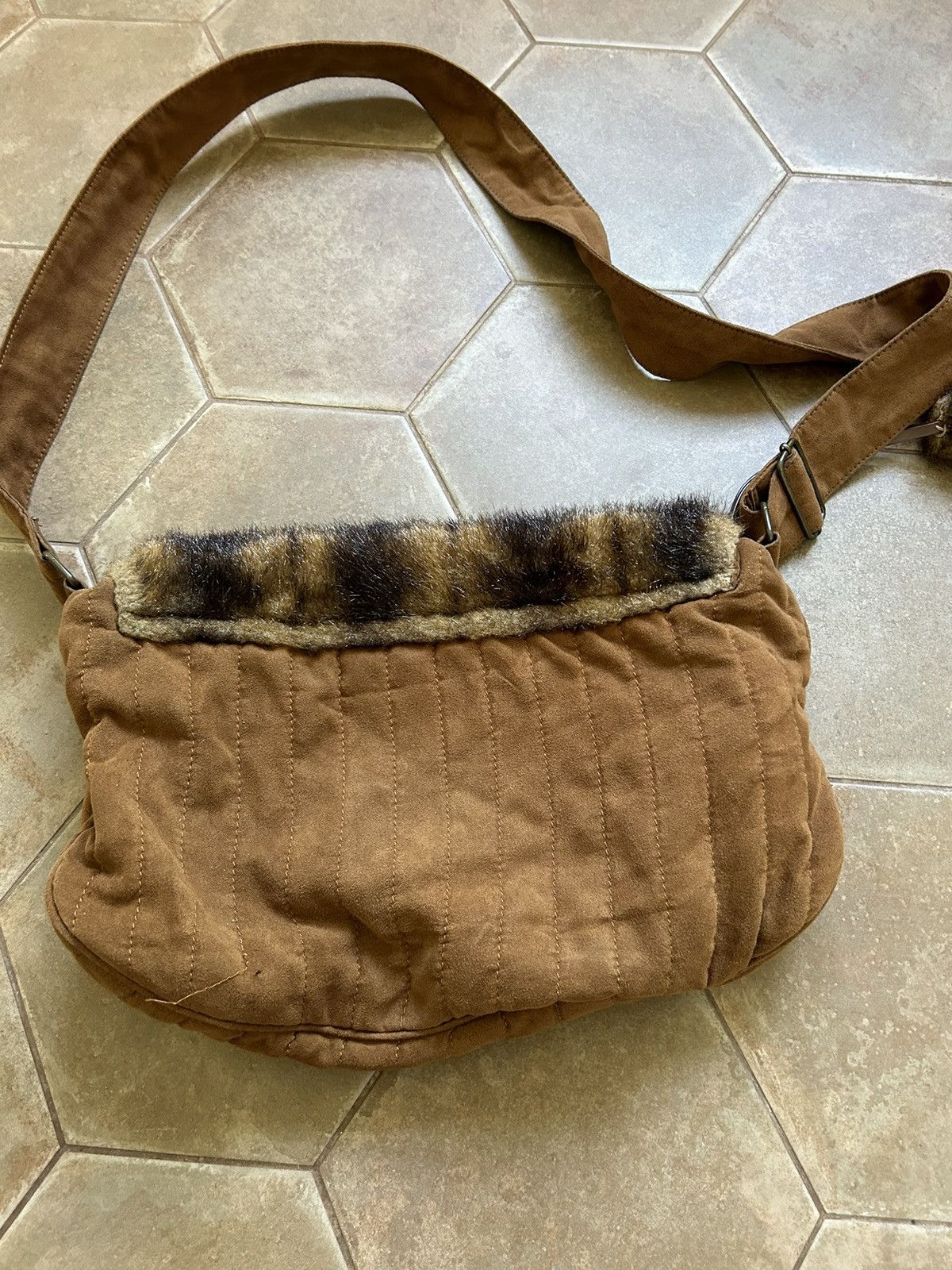 Japanese Brand VINTAGE FUR AVANT-GARDE BAG Size ONE SIZE - 5 Thumbnail