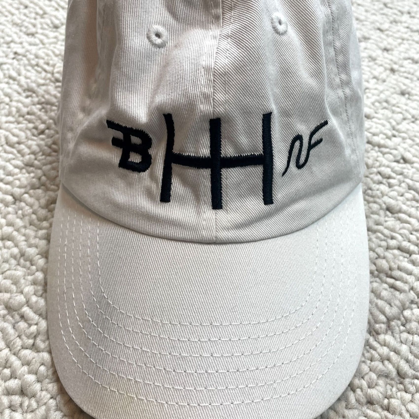Bally Unbranded Adjustable Baseball Cap Hat White Black Logo Cotton OSFM Adult Baseball Cap Hat White Black Logo Cotton OSFM Adult Size ONE SIZE - 2 Thumbnail