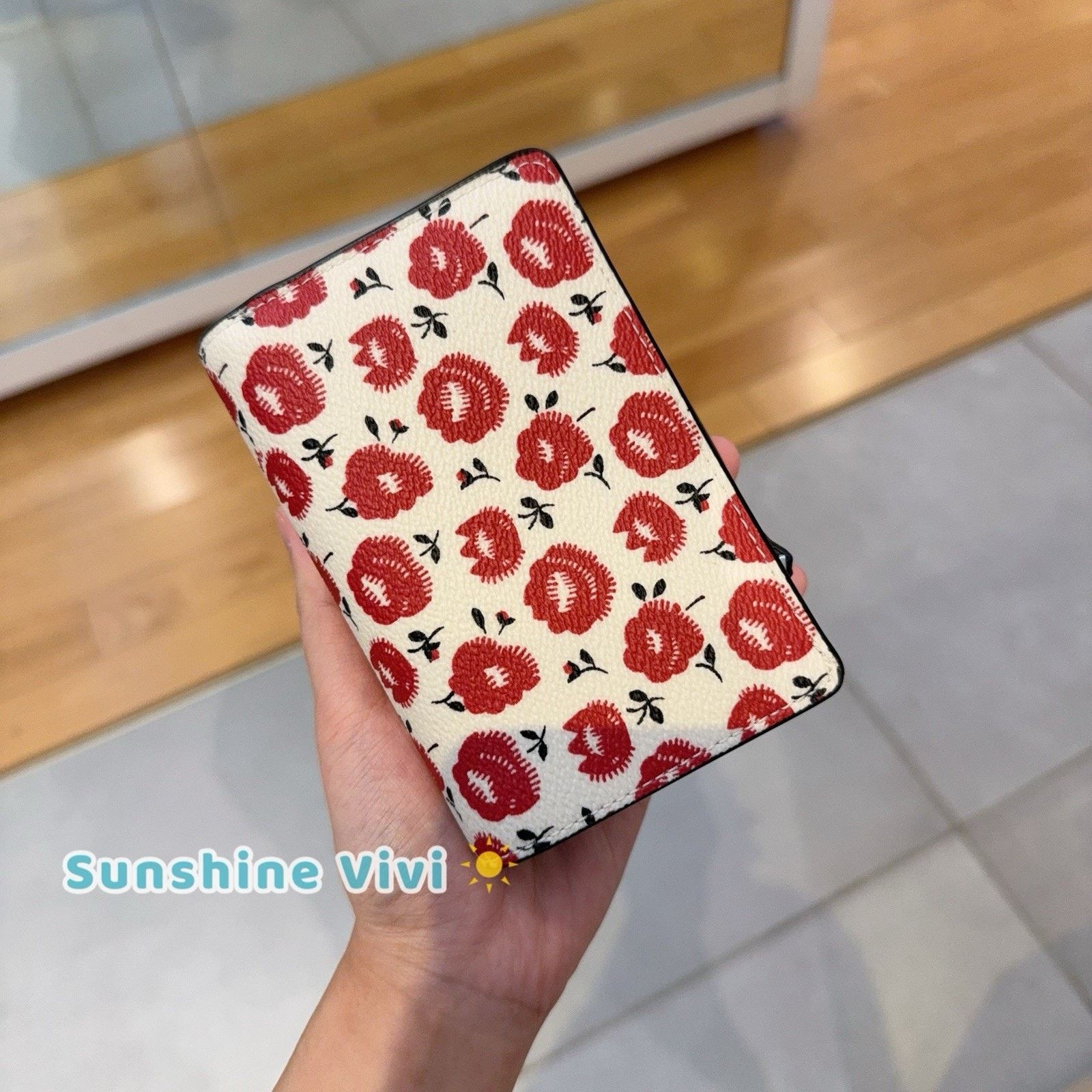 Coach NWT Coach Medium Corner Zip Wallet CBO38 Chalk Red Floral Size ONE SIZE - 3 Thumbnail