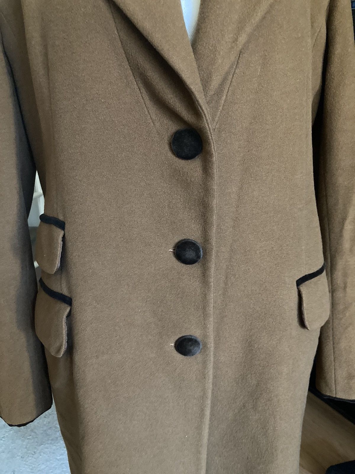 Nina Ricci Vintage Nina Ricci wool and cashmere coat with velvet trims Size M / US 6-8 / IT 42-44 - 8 Thumbnail
