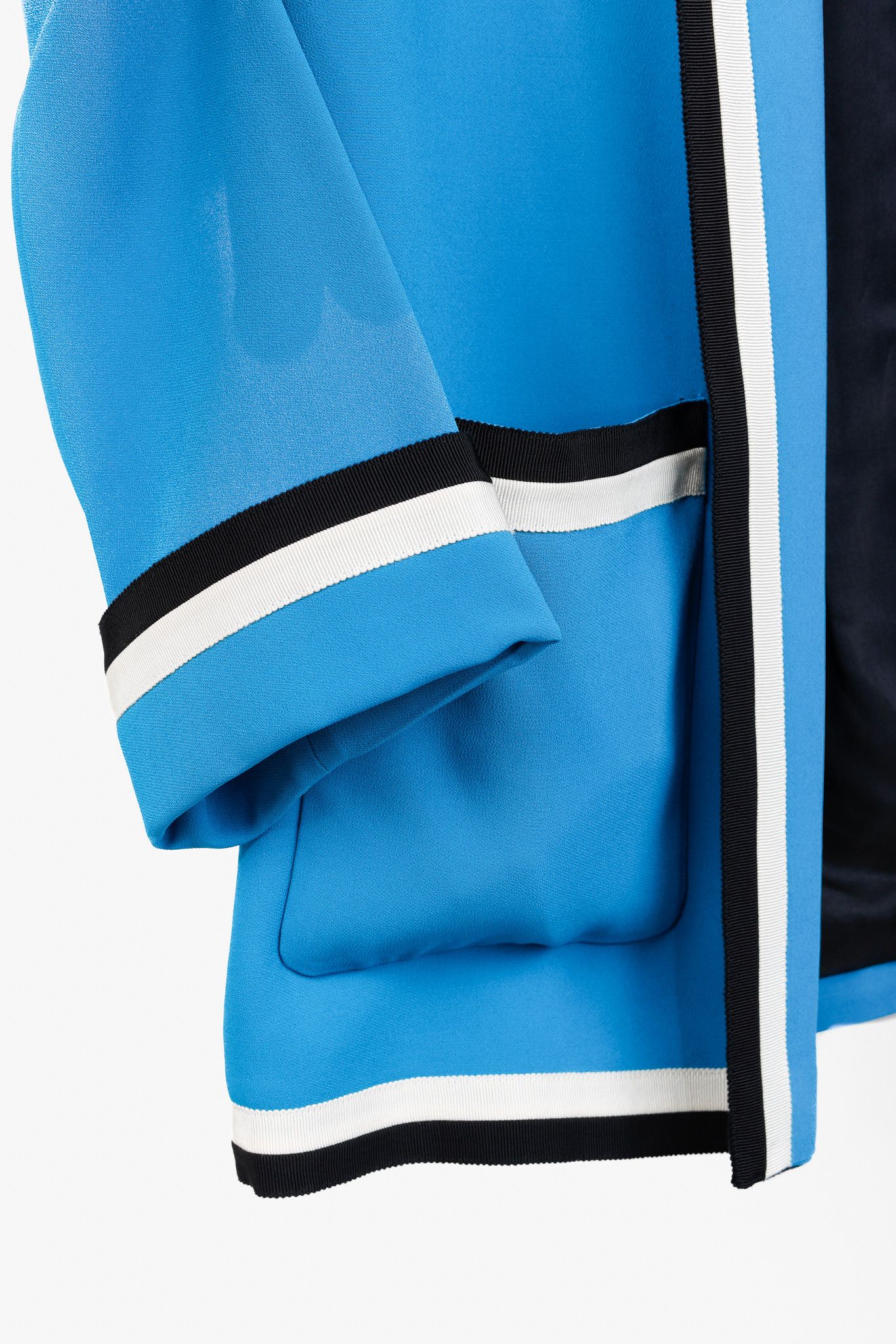 Gucci Gucci PF/18 Belted Trimmed Stretch Viscose Oversized Jacket Size M / US 6-8 / IT 42-44 - 6 Thumbnail
