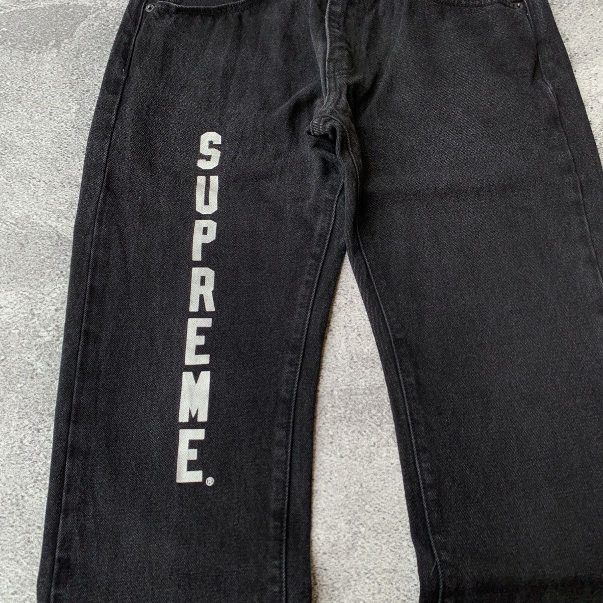 Levi's × Supreme Supreme x Levi’s Black Wash Denim Jeans Size US 31 - 4 Thumbnail