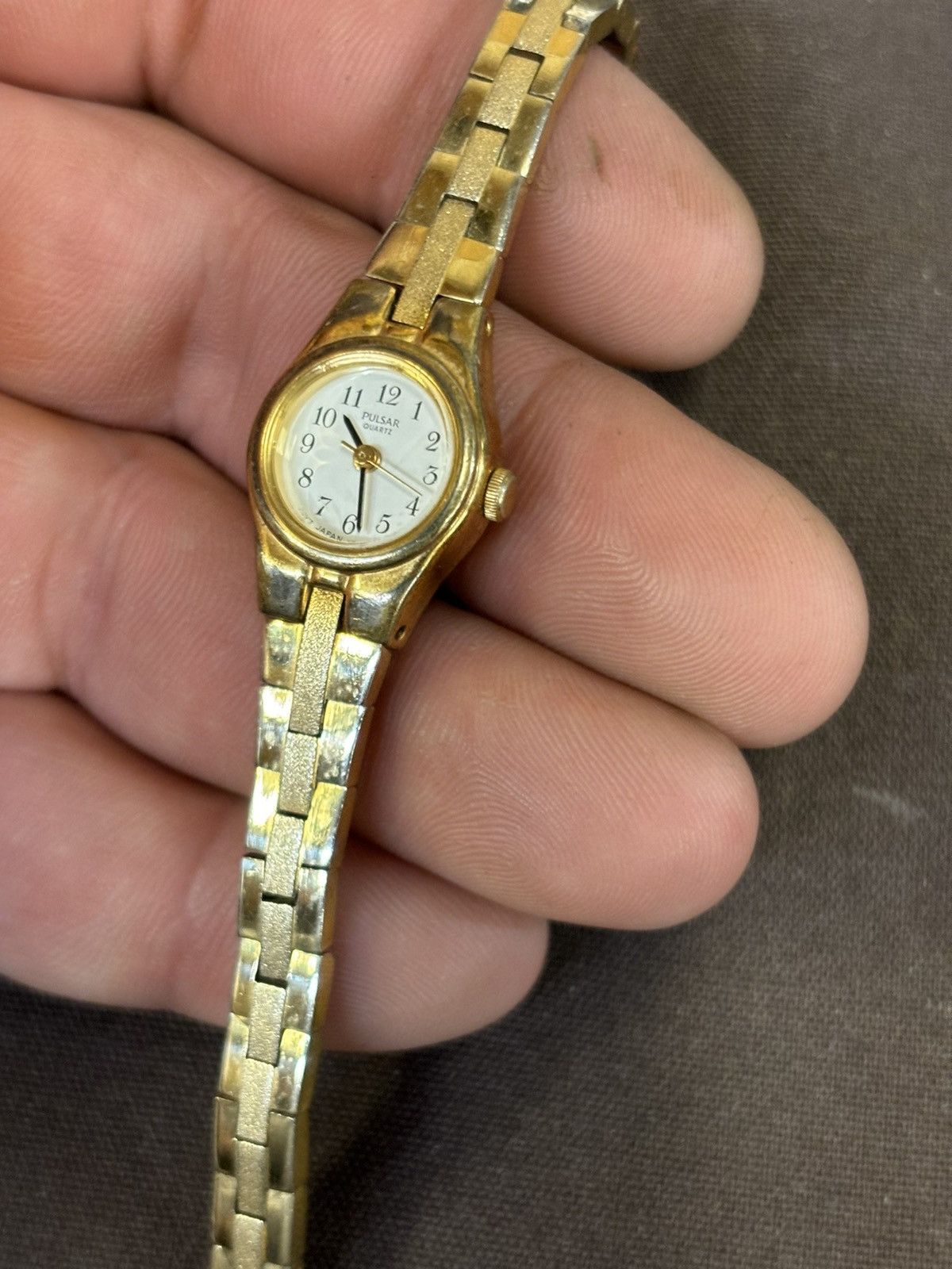 Seiko Pulsar V811-2280 Gold Tone Women’s Watch! New Battery! Size ONE SIZE - 8 Thumbnail