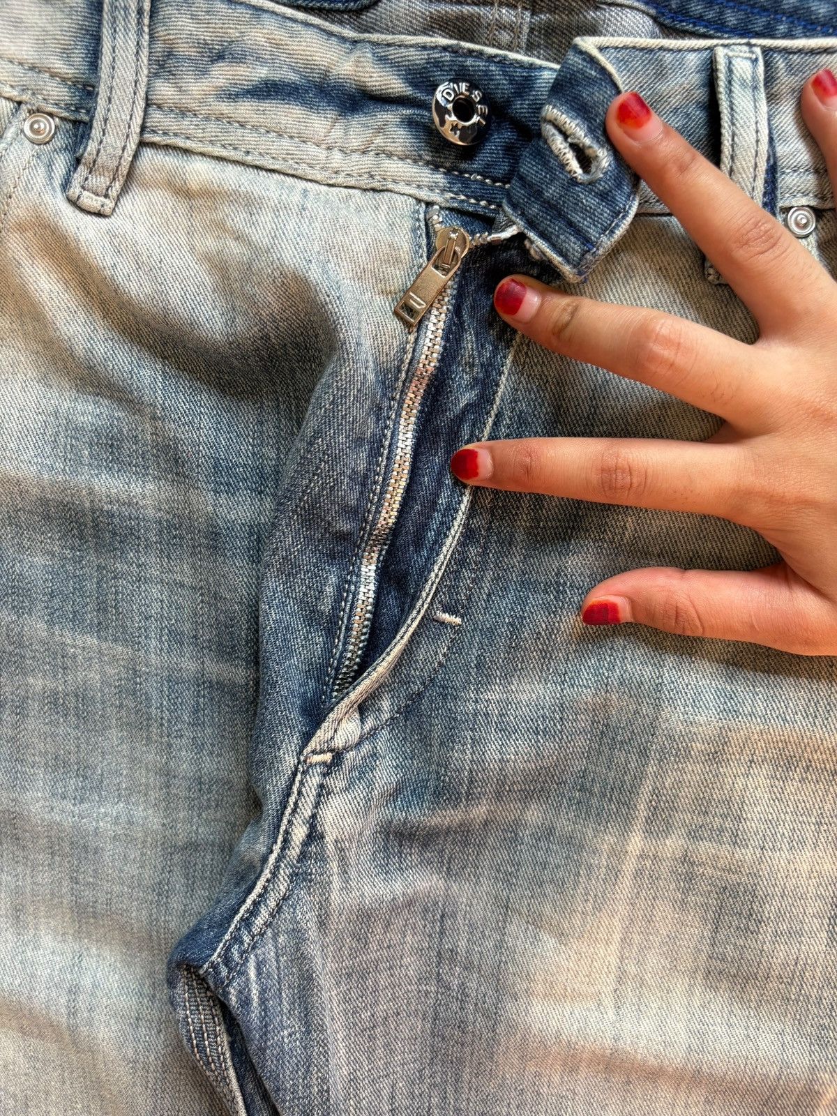 Diesel Vintage Diesel Krooley Bleached Distressed Jeans Size US 31 - 3 Thumbnail