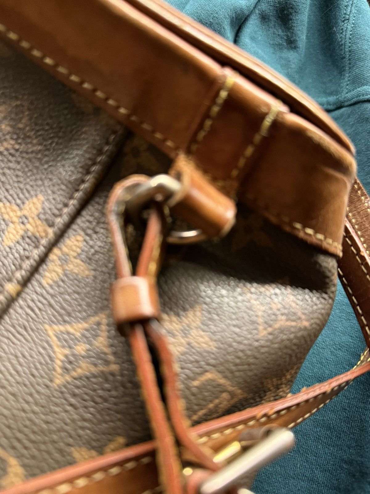 Louis Vuitton Vintage 90’s Louis Vuitton Montsouris Mini PM Bag Size ONE SIZE - 12 Thumbnail