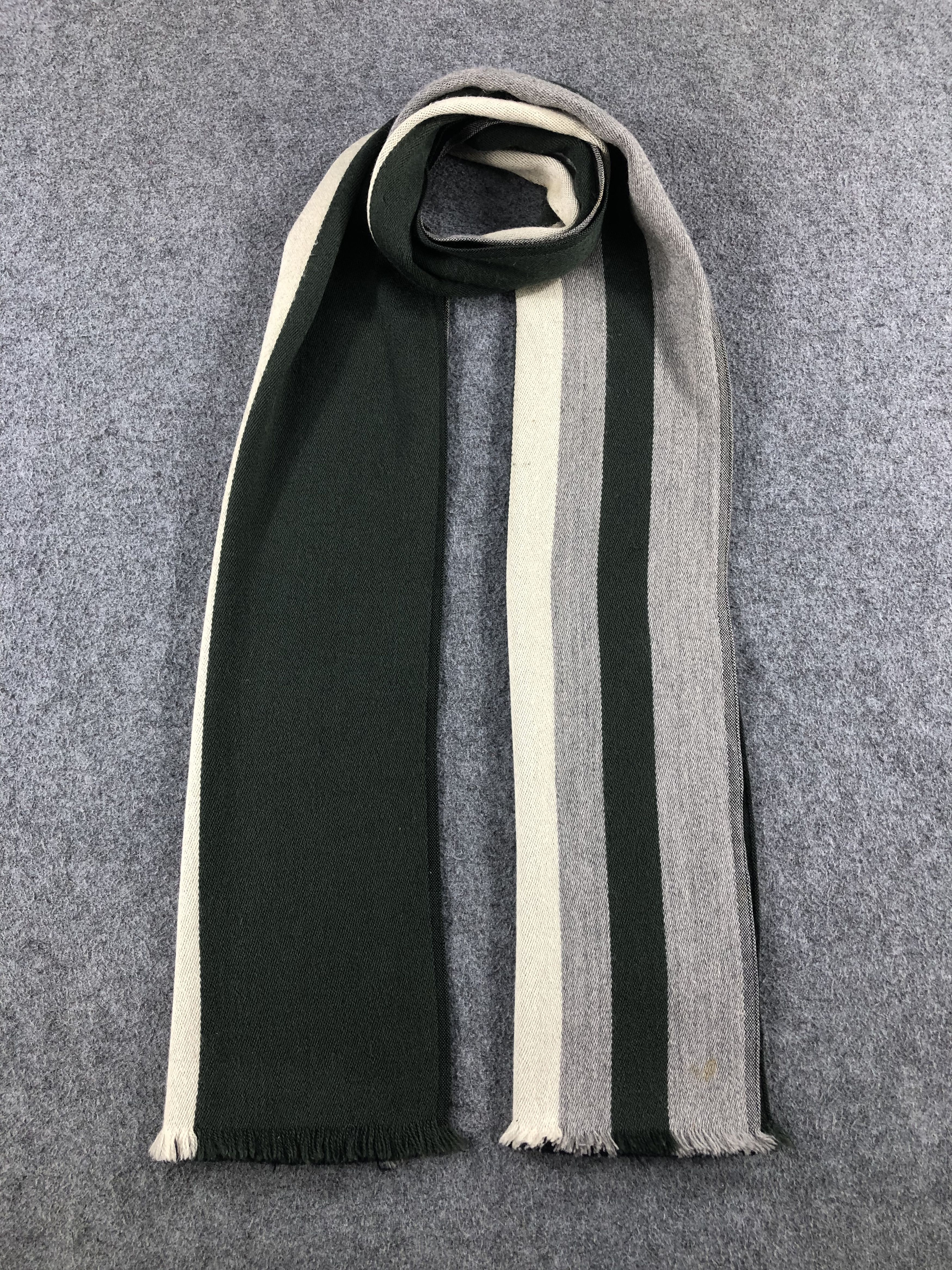 Brooks Brothers Brooks Brothers Scarf / Muffler / Neckwear Size ONE SIZE - 1 Thumbnail