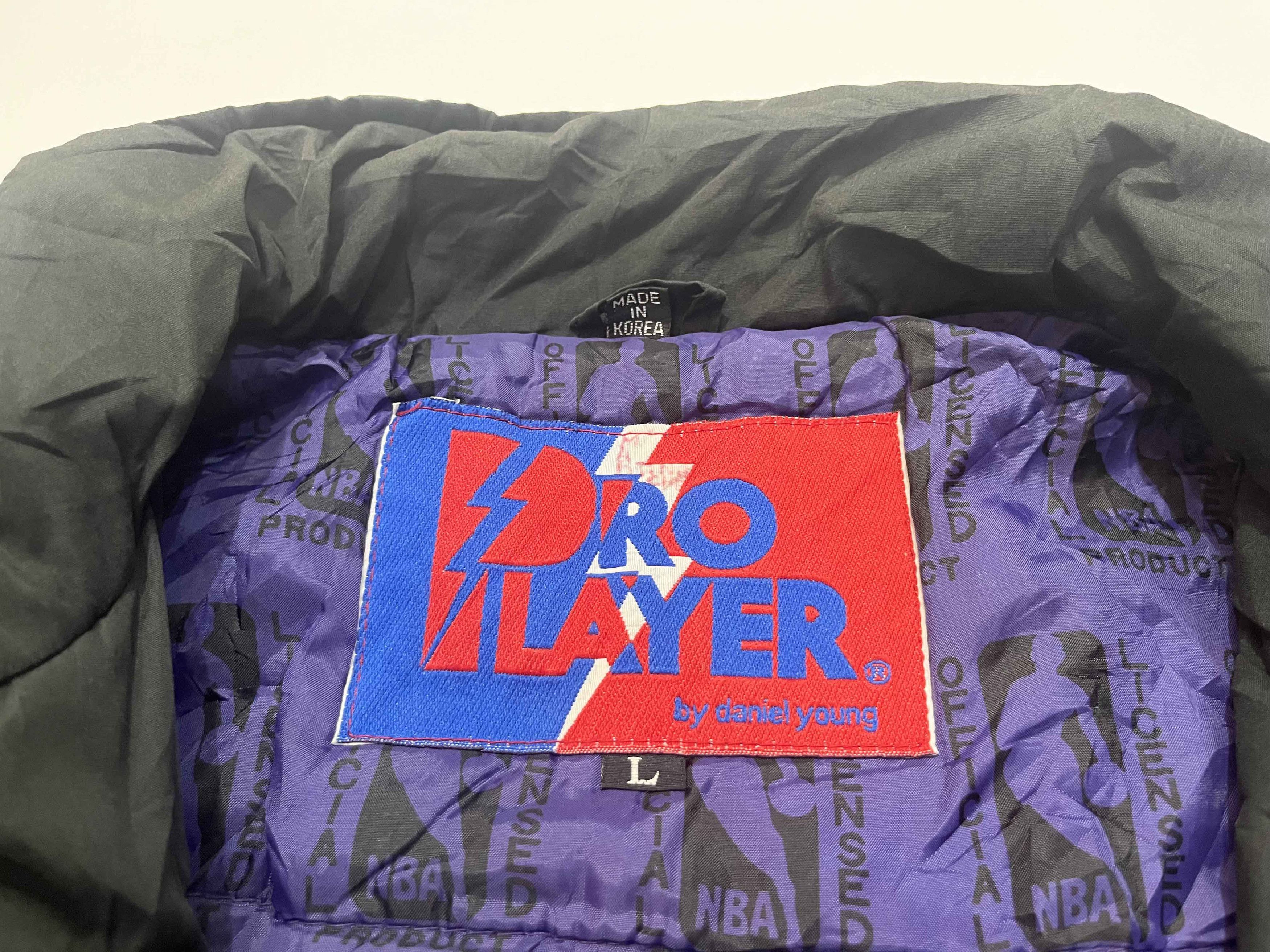 Pro Player Vintage Pro Player Phoenix Suns NBA Full Zip Puffer Jacket Size US L / EU 52-54 / 3 - 5 Thumbnail
