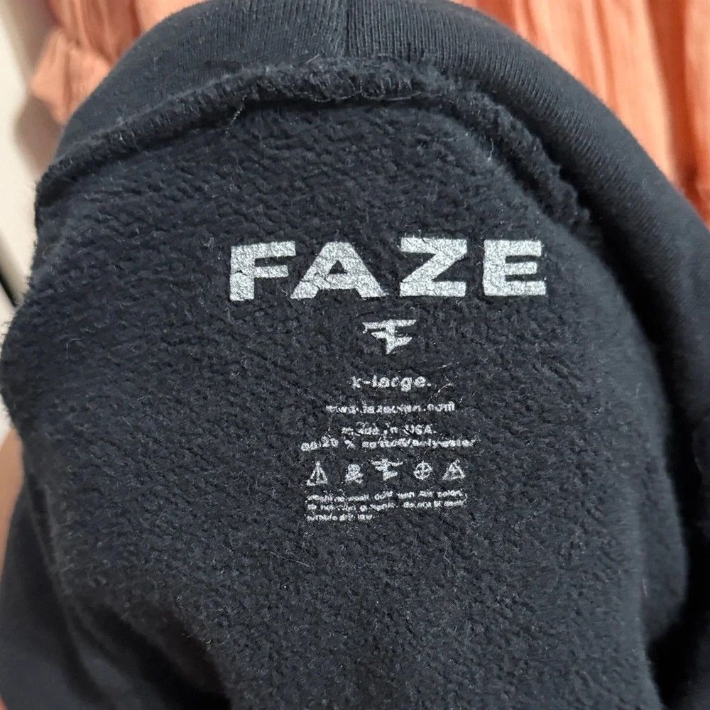 Other OG Faze Clan Black Embroidered Center Logo Hoodie Size US XL / EU 56 / 4 - 6 Thumbnail