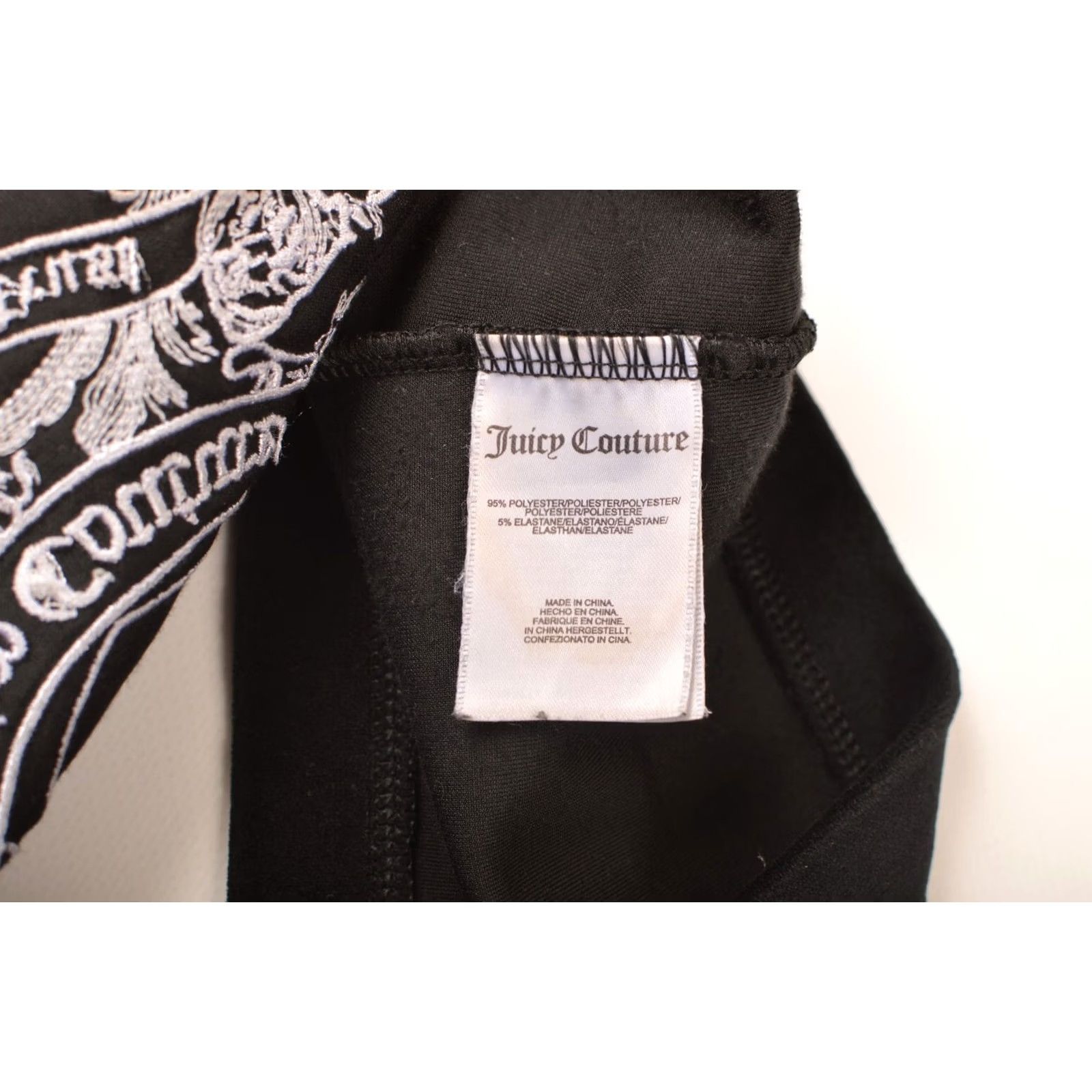 Juicy Couture Juicy Couture Big Logo Velour Cropped Top In Juicy We Trust Black M Womens Shirt VINTAGE Size M / US 6-8 / IT 42-44 - 4 Thumbnail