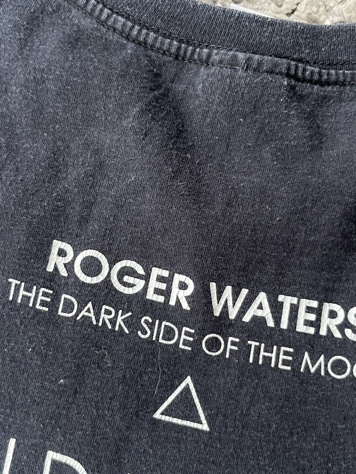 Fruit Of The Loom Vintage T-shirt Roger Waters WORLD TOUR 2007 Streetwear Size US M / EU 48-50 / 2 - 9 Thumbnail