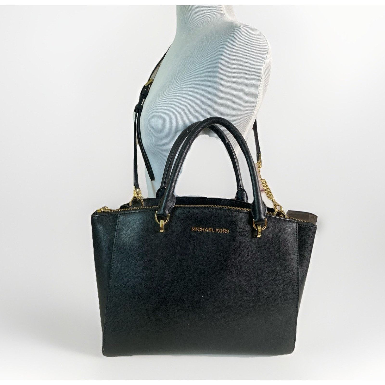 Michael Kors MICHAEL MICHAEL KORS ELLIS BLACK LEATHER CROSSBODY SHOULDER Size ONE SIZE - 1 Thumbnail