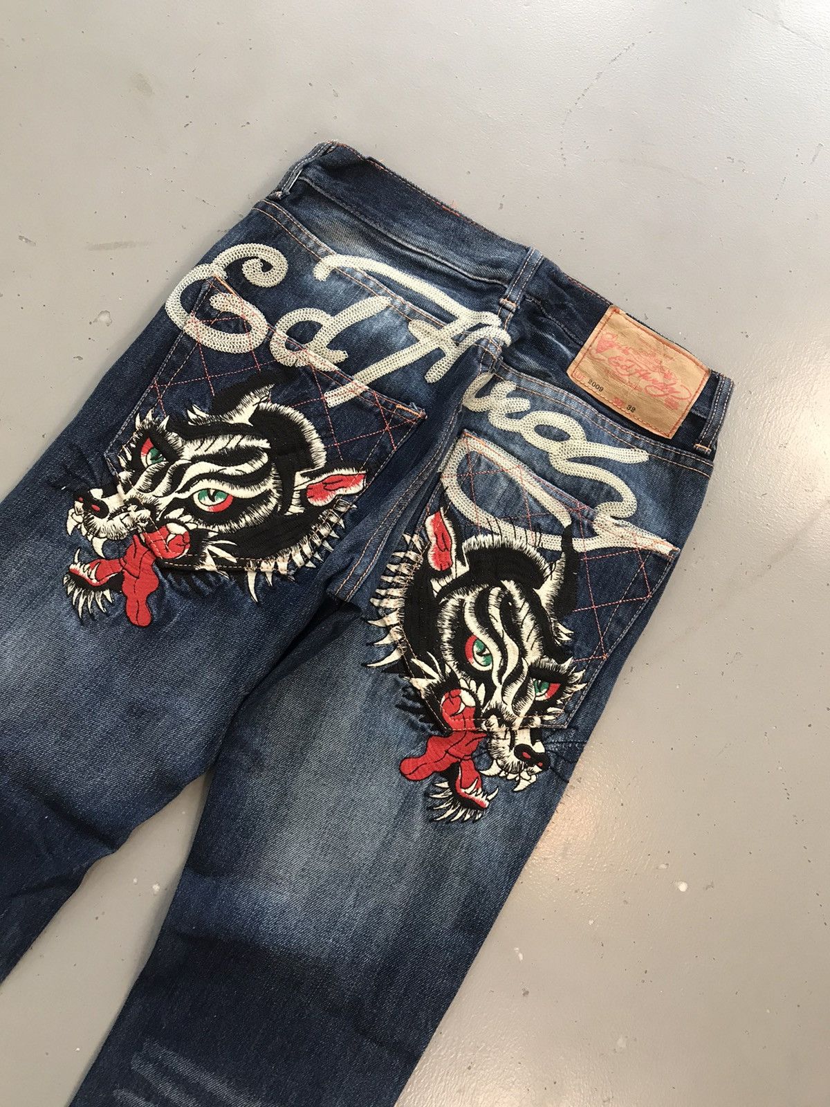 Ed Hardy × Vintage Vintage Edhardy wolf 🐺 face embroidered denim Size 28" / US 6 / IT 42 - 8 Thumbnail