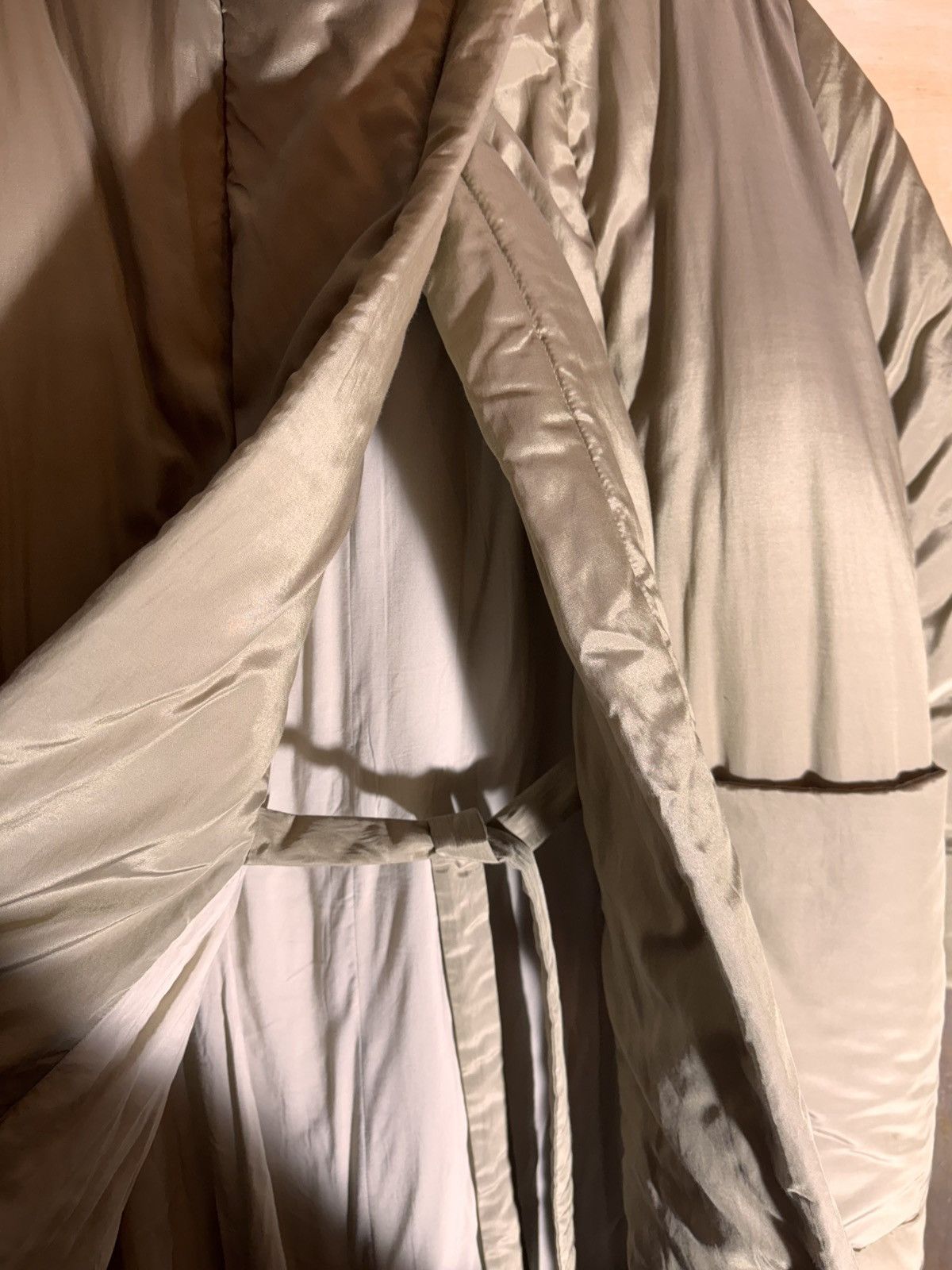 Lemaire lemaire runway fw21 beige silk dawn jacket coat 38 Size S / US 4 / IT 40 - 11 Thumbnail
