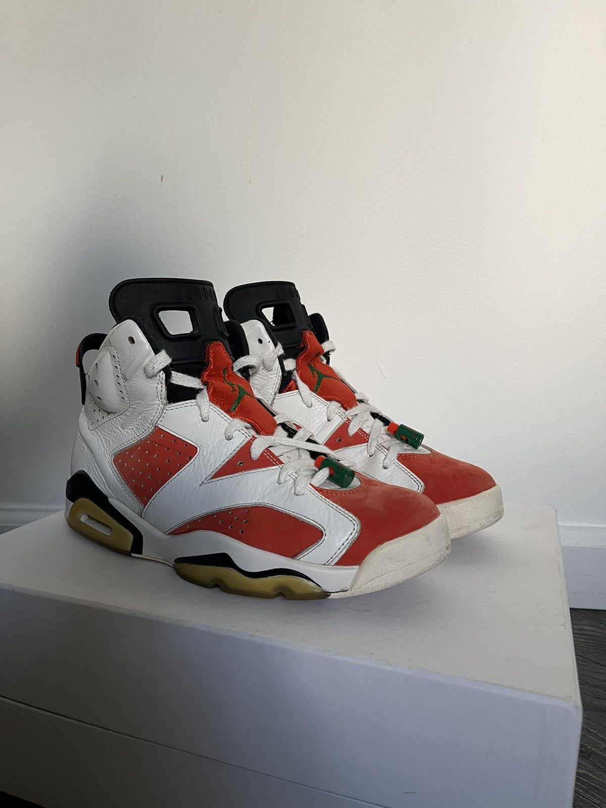 Jordan Brand Air Jordan 6 Retro Getorade Size US 9 / EU 42 - 1 Thumbnail