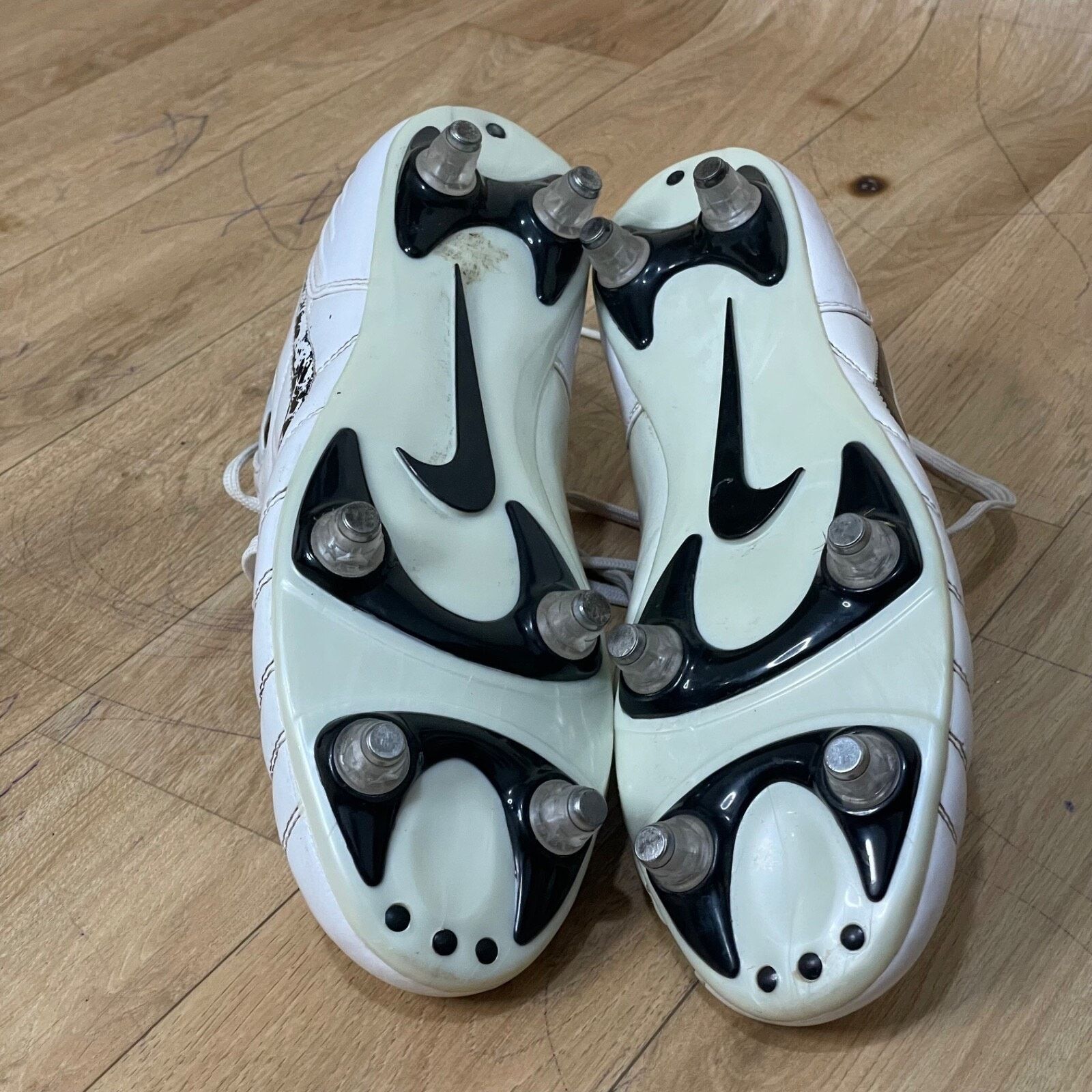 Nike vintage Nike Total 90 shift Soccer Cleats football boots Size US 9 / EU 42 - 8 Thumbnail