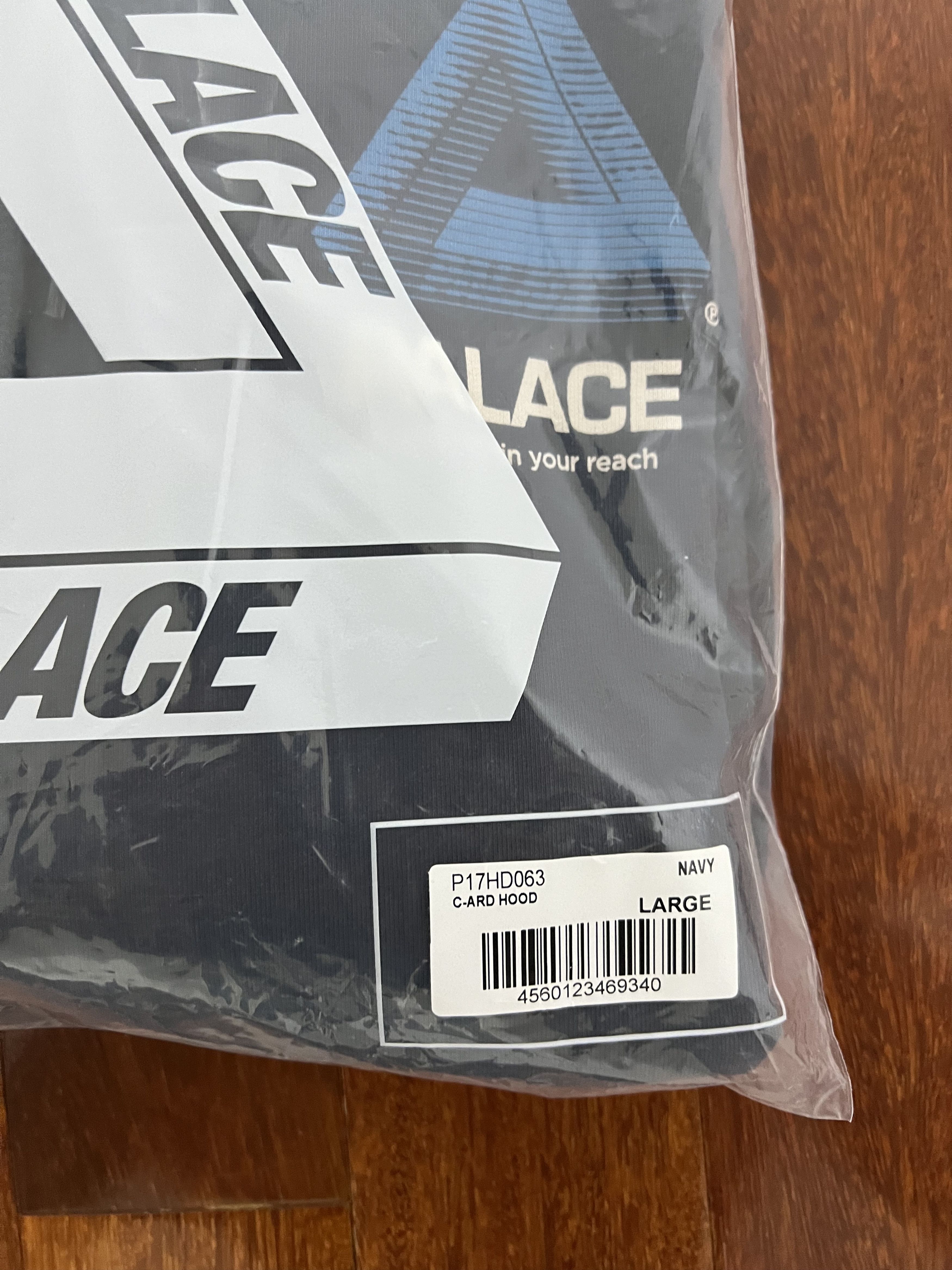 Palace 💚 2019 Palace C-ARD Hoodie Navy Large NEW Size US L / EU 52-54 / 3 - 12 Thumbnail