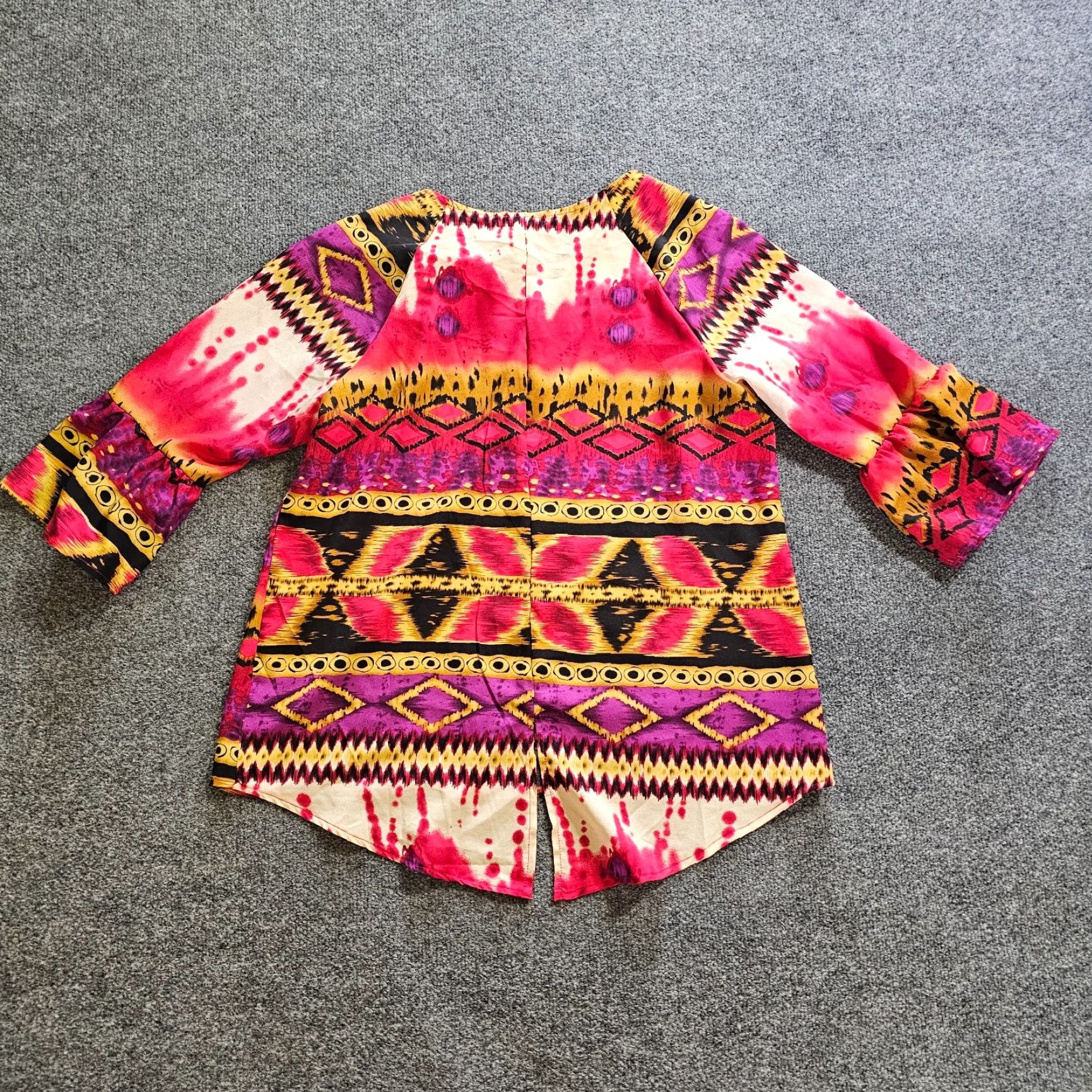 Bell Cocomo Top Shirt Women XL Petite Pink Southwest Bell Sleeve Aztec Casual Career Shirt Womens XL Petite Pink Aztec Southwest Bell Sleeve Size XL / US 12-14 / IT 48-50 - 7 Thumbnail