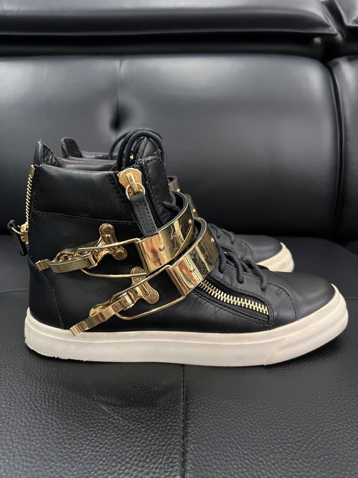 Giuseppe Zanotti Giuseppe Zanotti GZ Double Buckle High-Top Sneakers Size US 8 / IT 38 - 4 Thumbnail