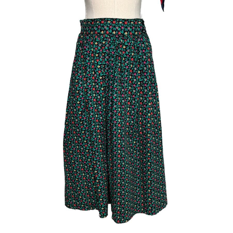 Vintage Vintage ditzy floral rhinestone button midi skirt size XS/S Size 26" / US 2 / IT 38 - 5 Thumbnail