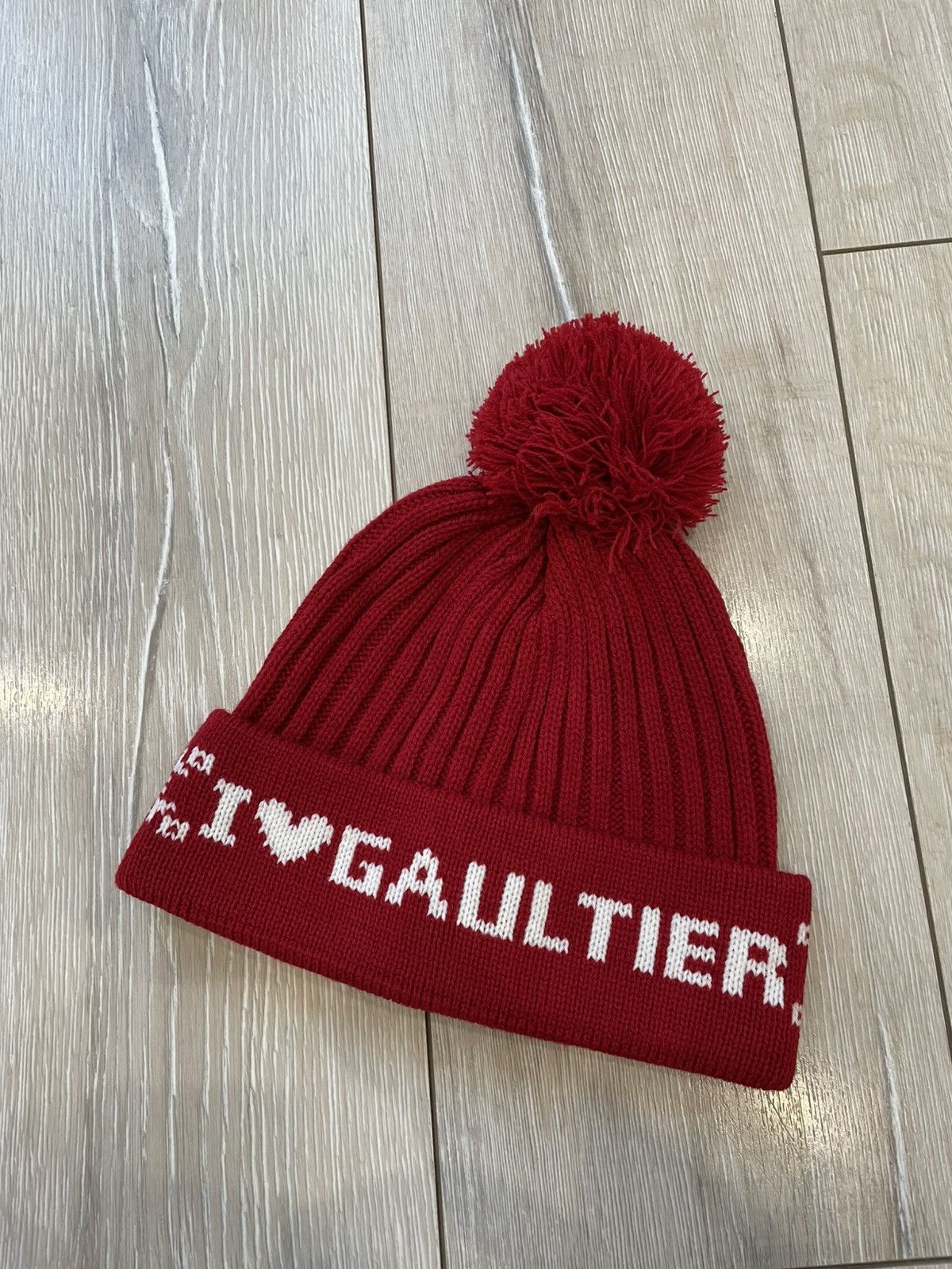Jean Paul Gaultier I 🤍 GAULTIER Winter Bobble Hat Knitted Red & White Jean Paul Size ONE SIZE - 1 Thumbnail