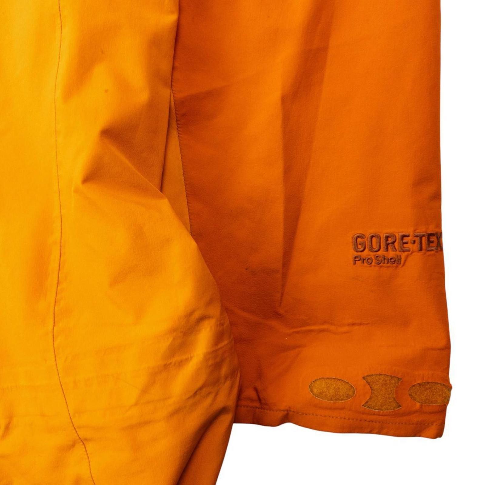 Mountain Hardwear Vintage Mountain Hardwear Goretex Pro Shell Jacket Size L Size US L / EU 52-54 / 3 - 7 Thumbnail
