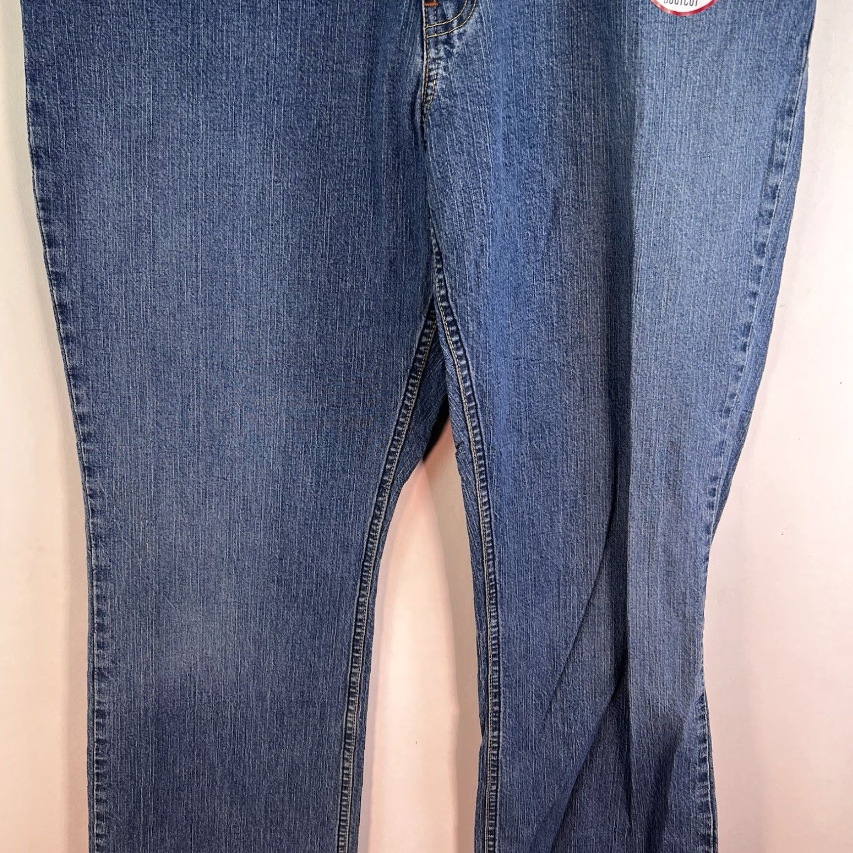 Levi's VINTAGE Levi's Signature Modern Boot Cut Jeans Women's 18 Blue Denim 40x32 NWT Size 40" / US 18 - 3 Thumbnail