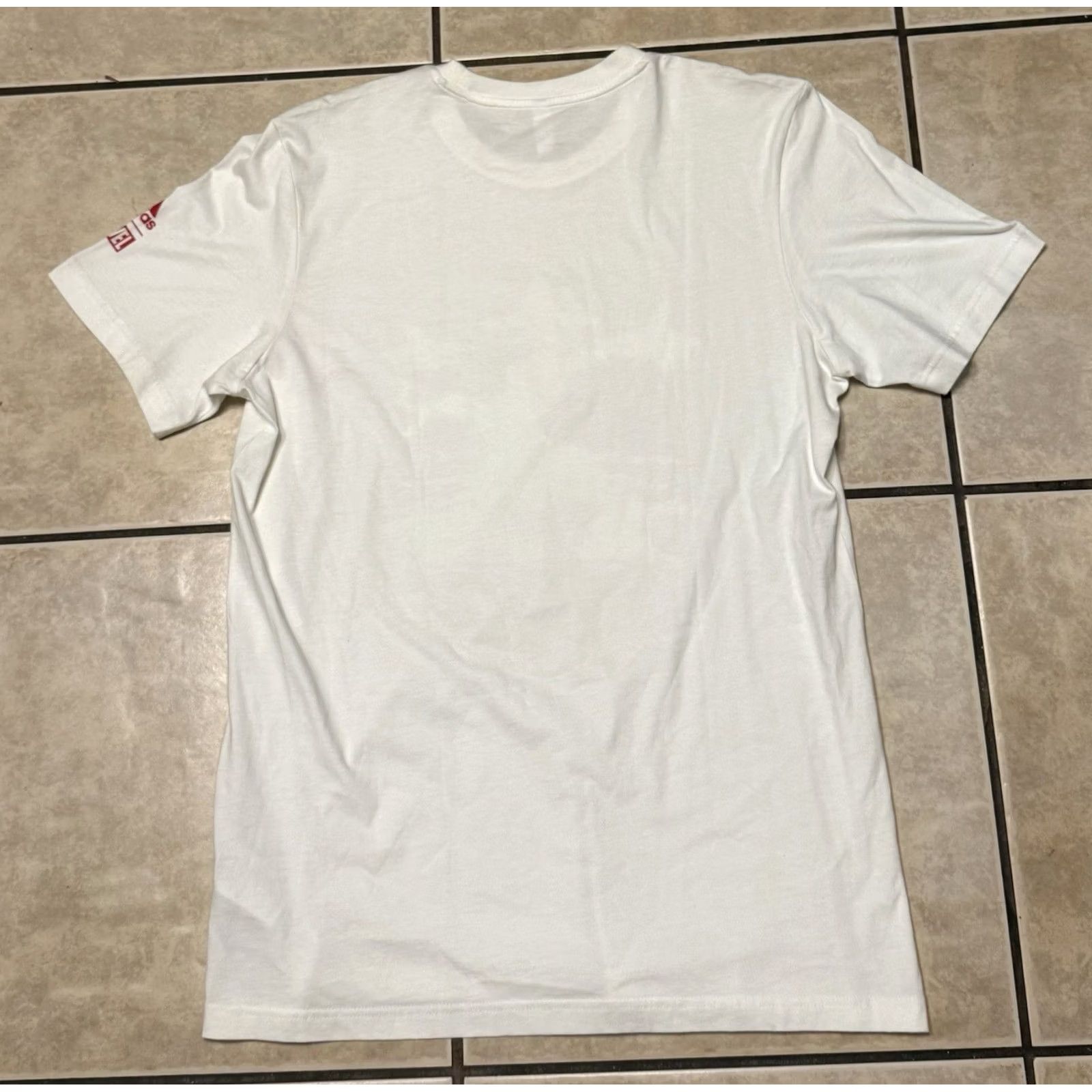 Adidas adidas Marvel Heroes Among Us Candace Parker Shirt Large White Crew Neck Short Sleeve Graphic Print Size US L / EU 52-54 / 3 - 2 Thumbnail