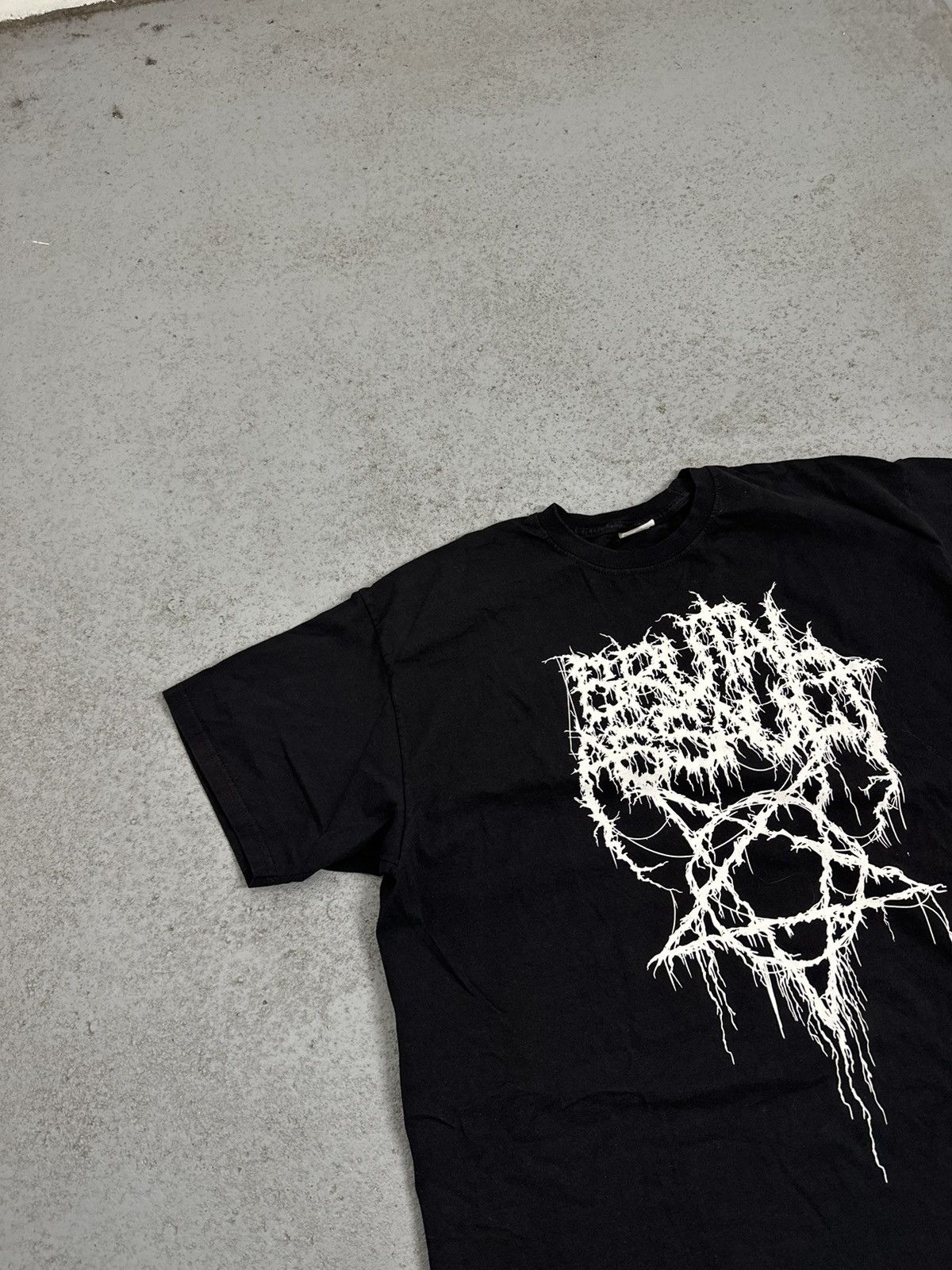 Band Tees Brutal Assault Death Metal T-Shirt Size US XXL / EU 58 / 5 - 2 Thumbnail