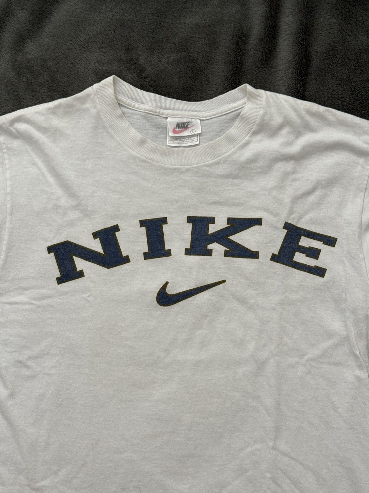 Nike Vintage Nike Big Spellouts 90's Made in USA T-shirt Size US S / EU 44-46 / 1 - 2 Thumbnail