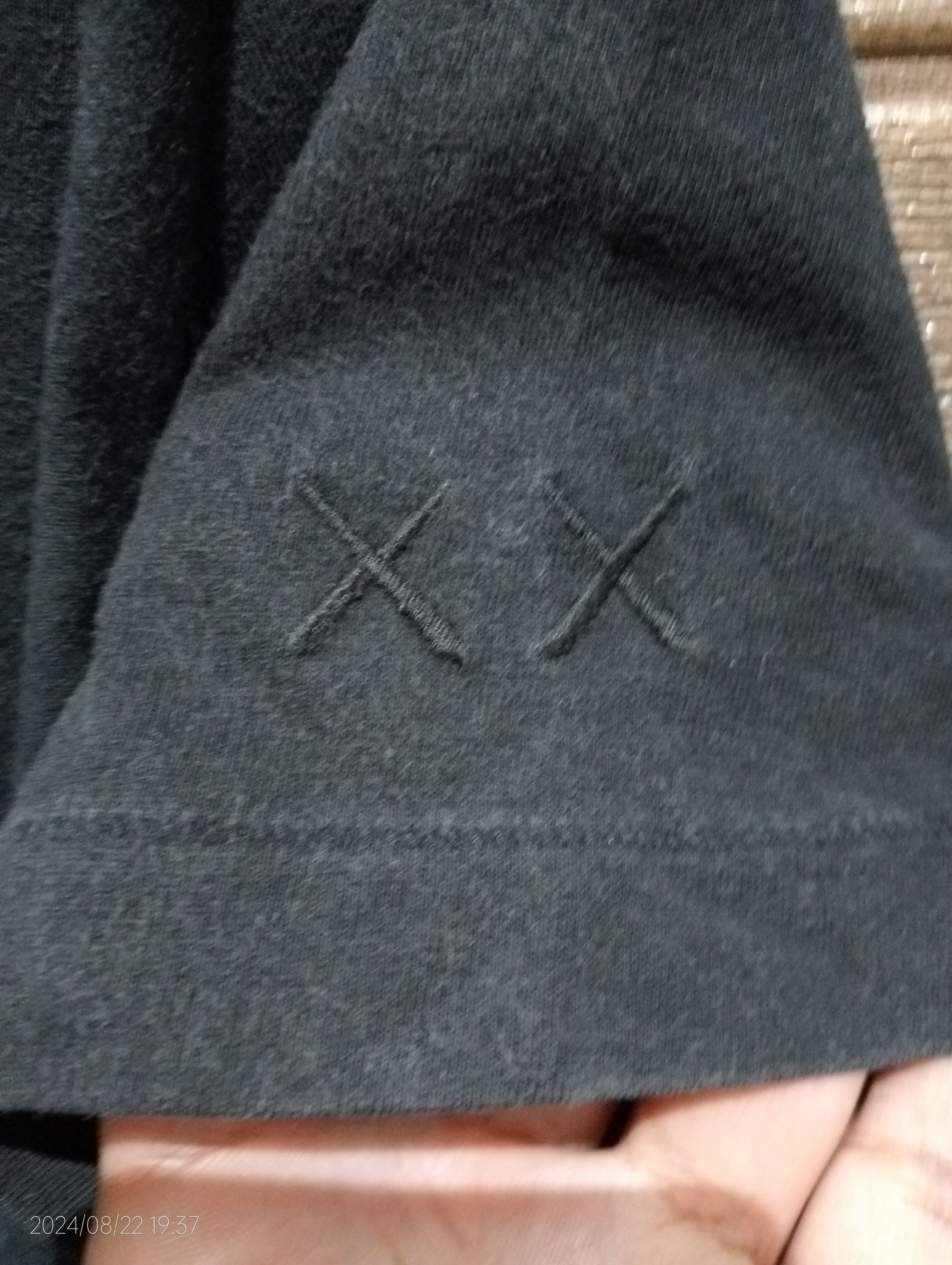 Kaws × Peanuts KAWS X Peanuts Uniqlo Single Pocket Single Stitch Tee Size US M / EU 48-50 / 2 - 3 Thumbnail