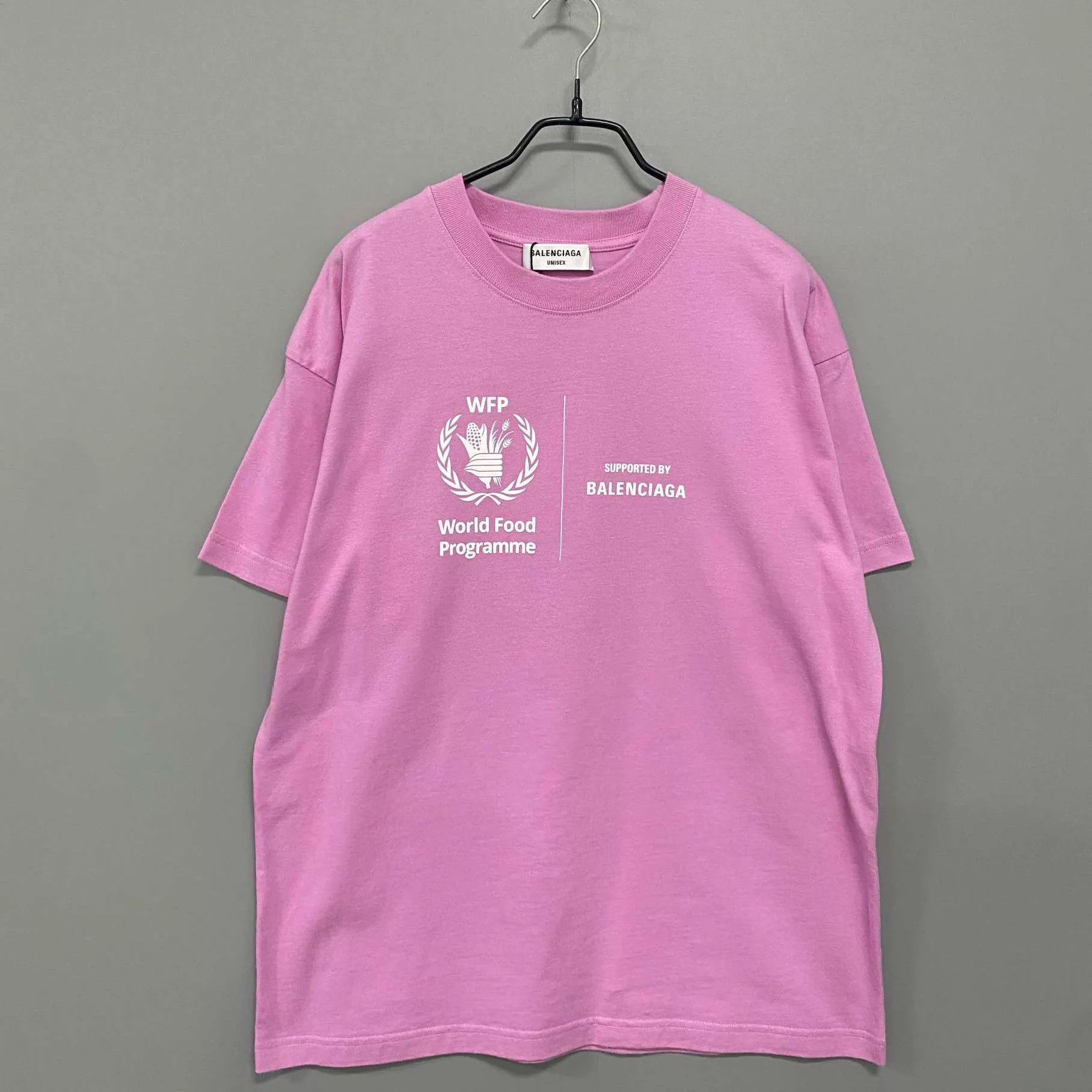 Balenciaga Balenciaga Pink World Food Charity Tee L Size L / US 10 / IT 46 - 1 Thumbnail