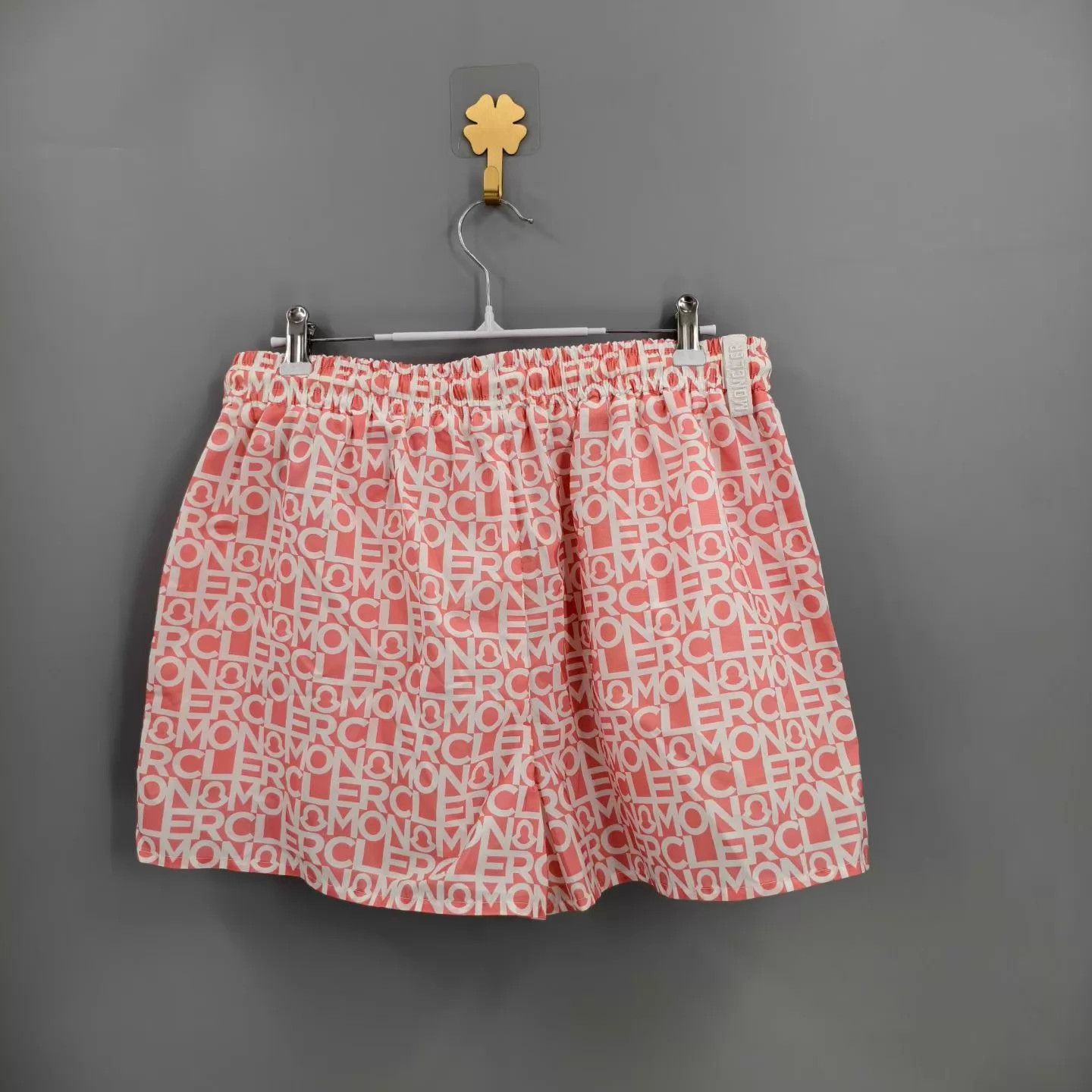 Moncler Moncler Pink All Over Print Shorts 40x2 New Size 27" / US 4 / IT 40 - 2 Thumbnail