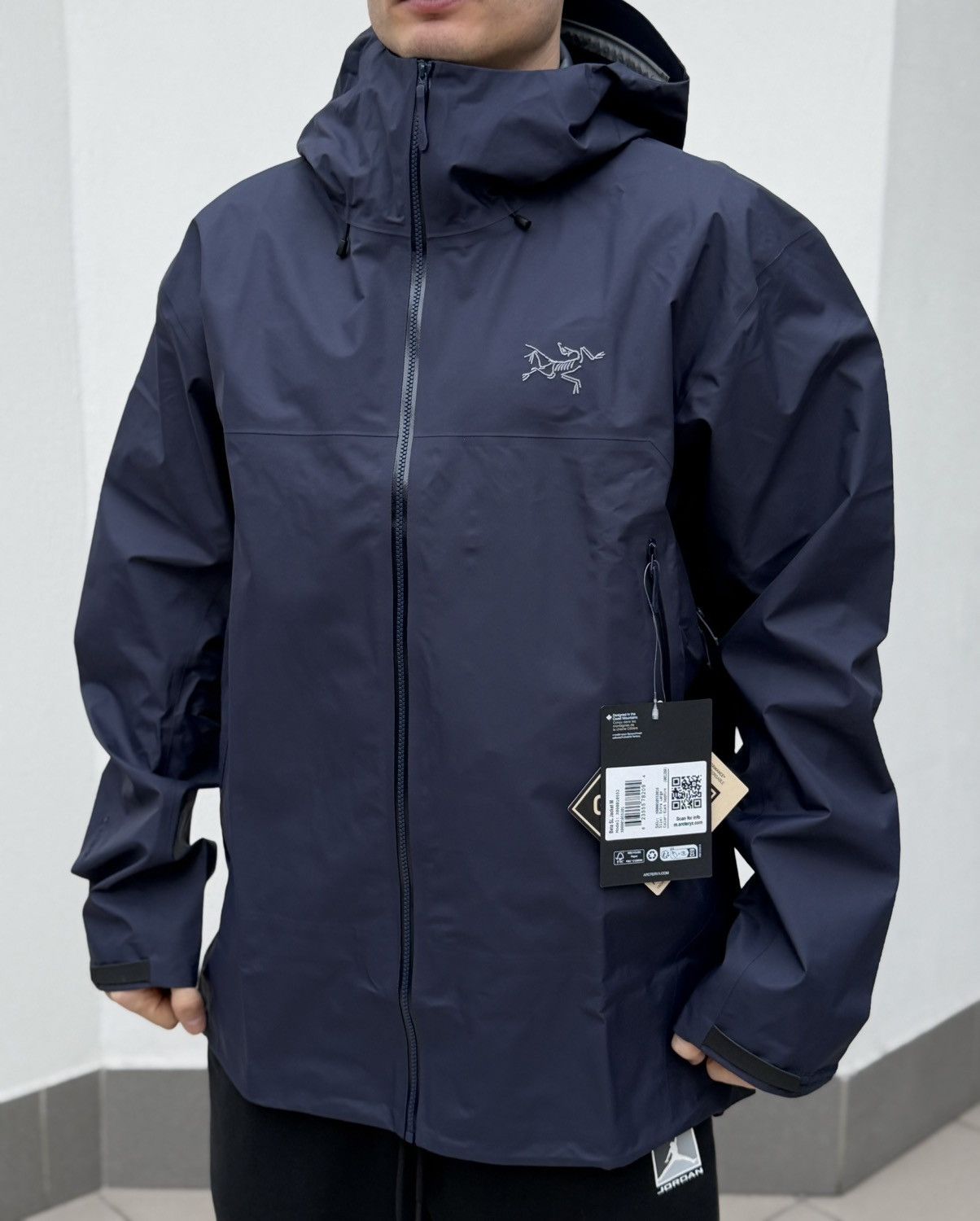 Arc'teryx Arcteryx Jacket Dark Blue / Black Size XL New 100% Authentic Size US XL / EU 56 / 4 - 1 Thumbnail