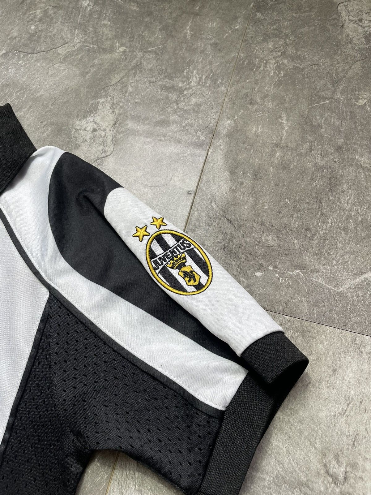 Kappa Kappa Juventus Zidane 1997 1998 Champions League Rare Jersey Size US M / EU 48-50 / 2 - 6 Thumbnail