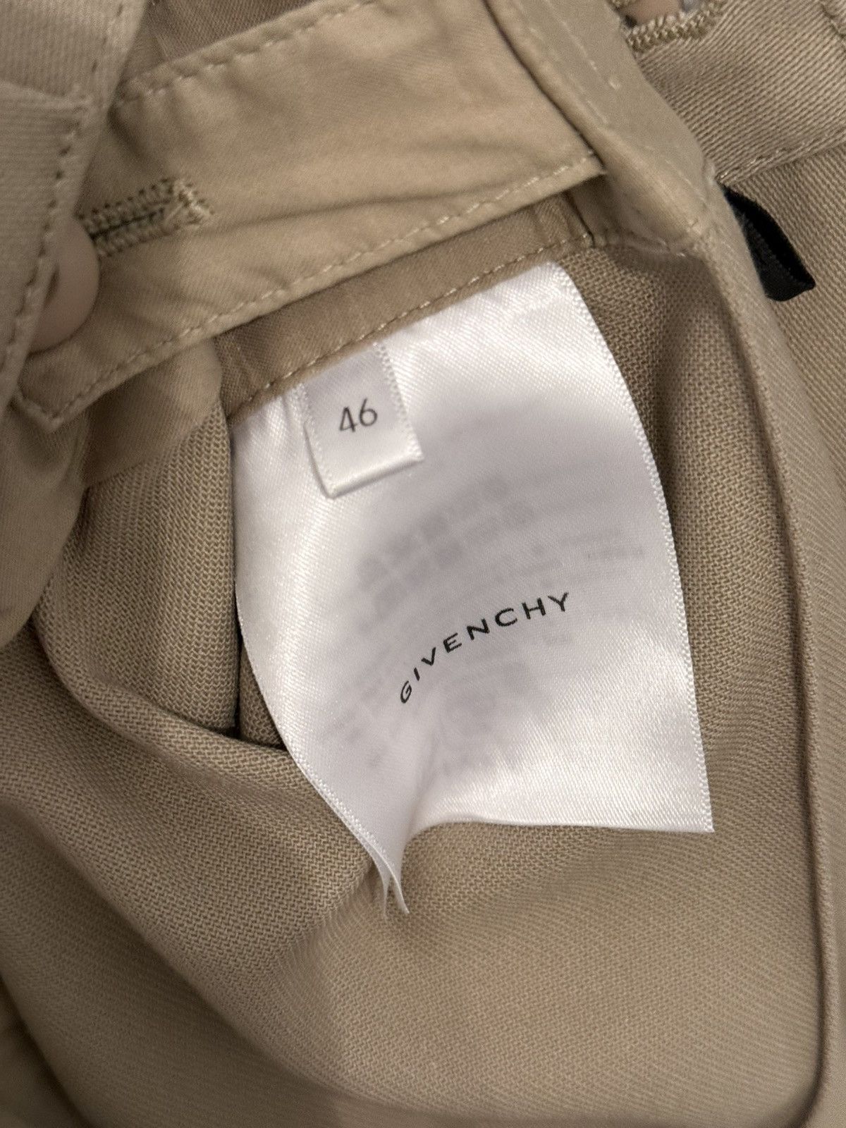 Givenchy Givenchy Khaki Pleated Shorts – Size 46 Size US 30 / EU 46 - 4 Thumbnail