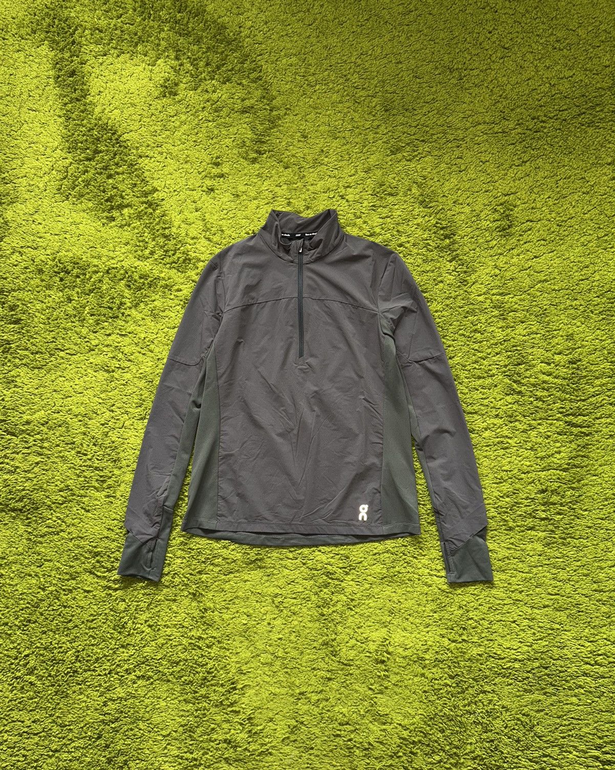 On On cloud trail breaker running shirt Size XS / US 0-2 / IT 36-38 - 1 Thumbnail
