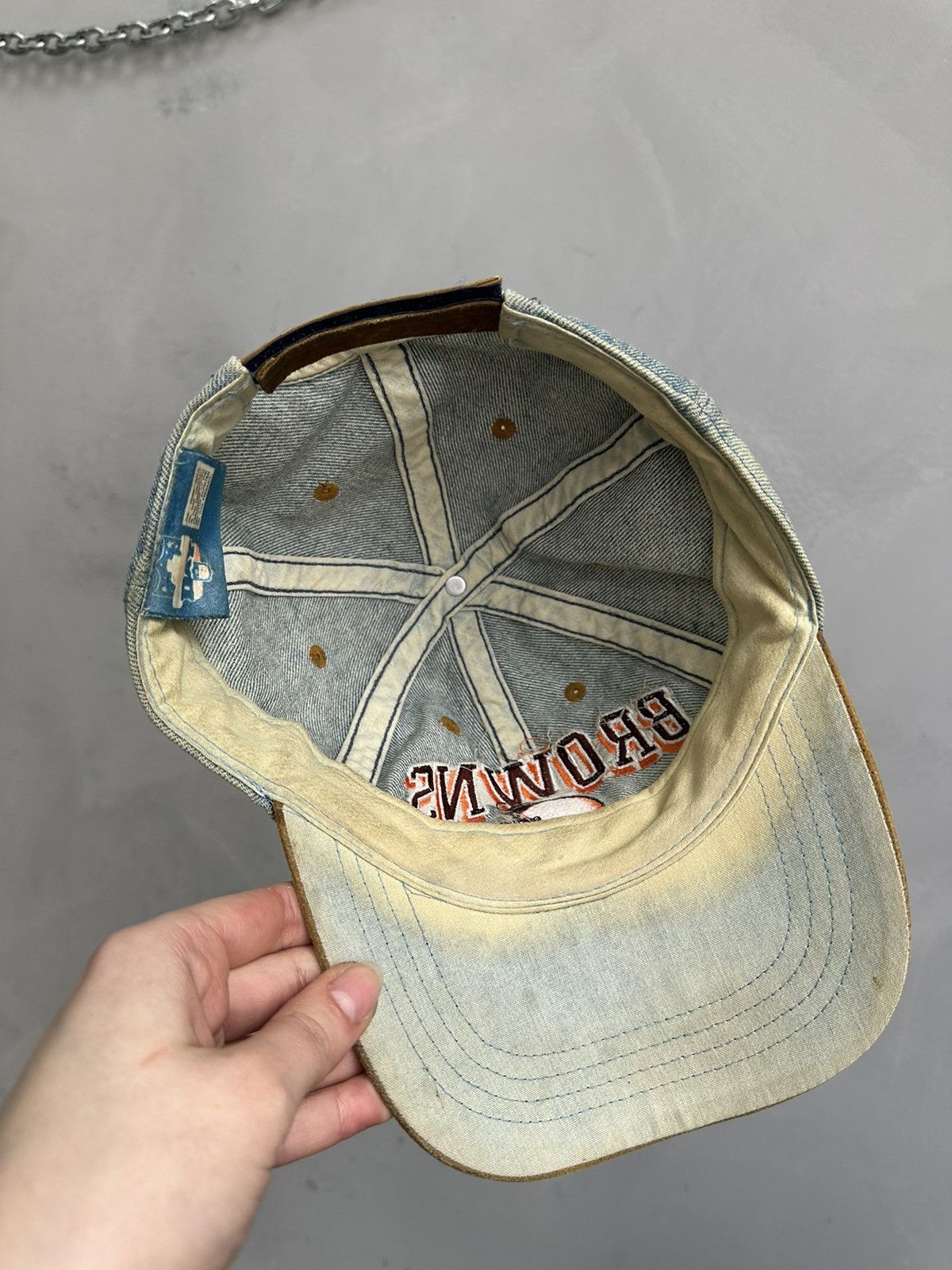 Vintage RARE Vintage DENIM NFL Gameday Cleveland browns hat Size ONE SIZE - 7 Thumbnail
