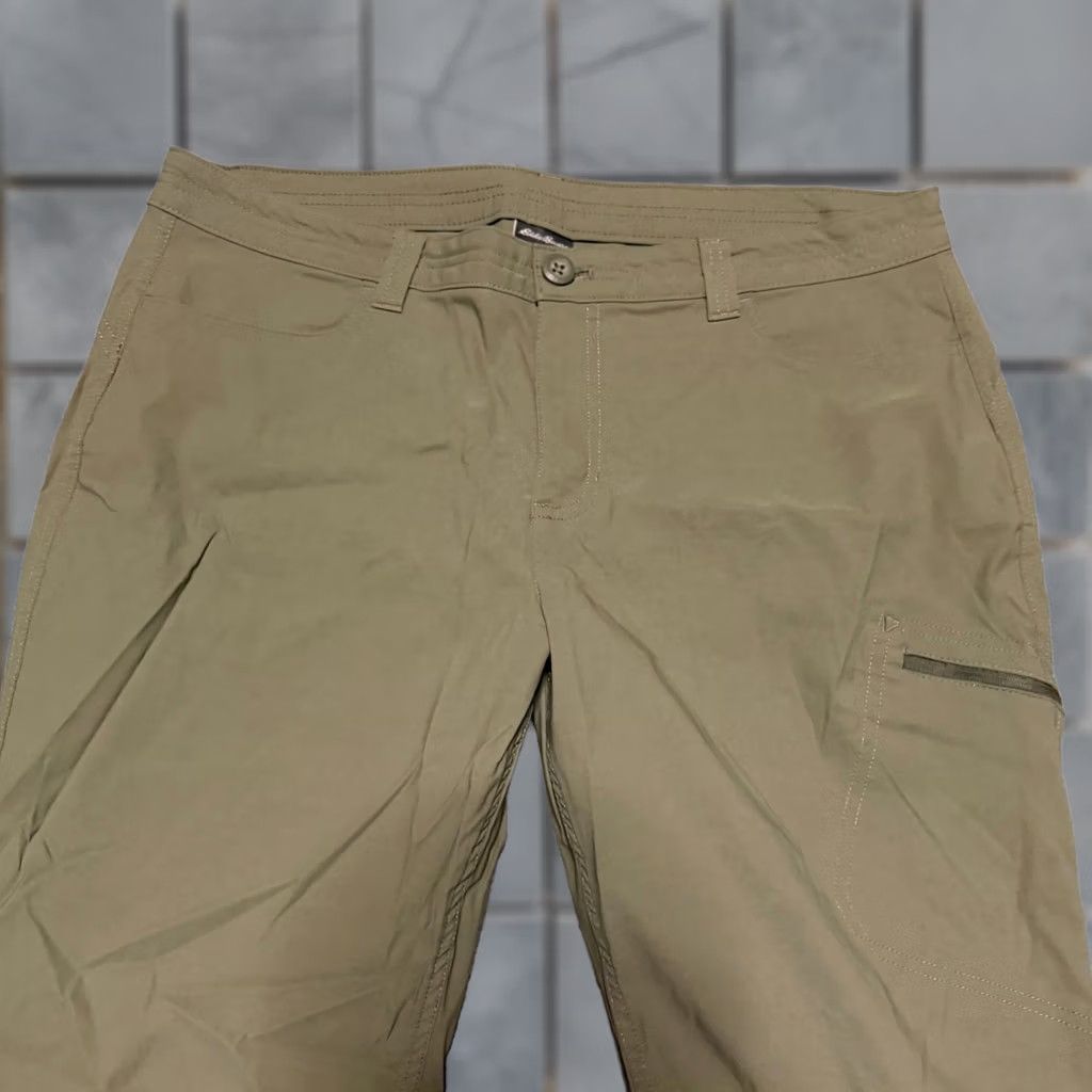 Eddie Bauer Eddie Bauer Pants Womens 16 Green Capri Hiking Nylon Outdoor Cargo Size 38" / US 16 / IT 52 - 1 Thumbnail