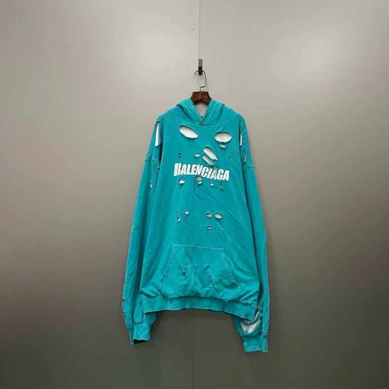 Balenciaga Balenciaga Blue letter printing on lake water destroys hoo Size US L / EU 52-54 / 3 - 1 Thumbnail