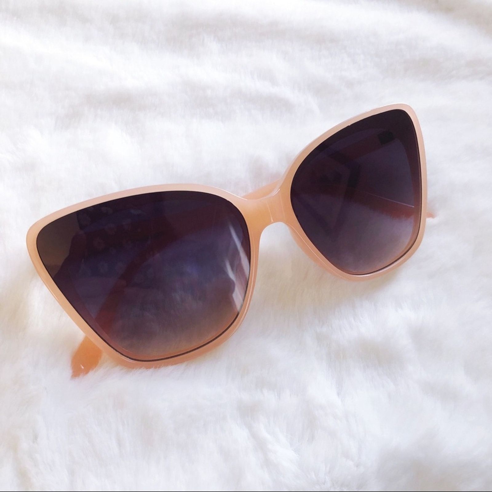 Other Amelia Pink Cat Eye Full Rim Sunglasses Size ONE SIZE - 4 Thumbnail