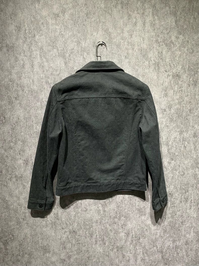Louis Vuitton Louis Vuitton Black dark print denim jacket 2501-Nextarrow Size US S / EU 44-46 / 1 - 2 Thumbnail