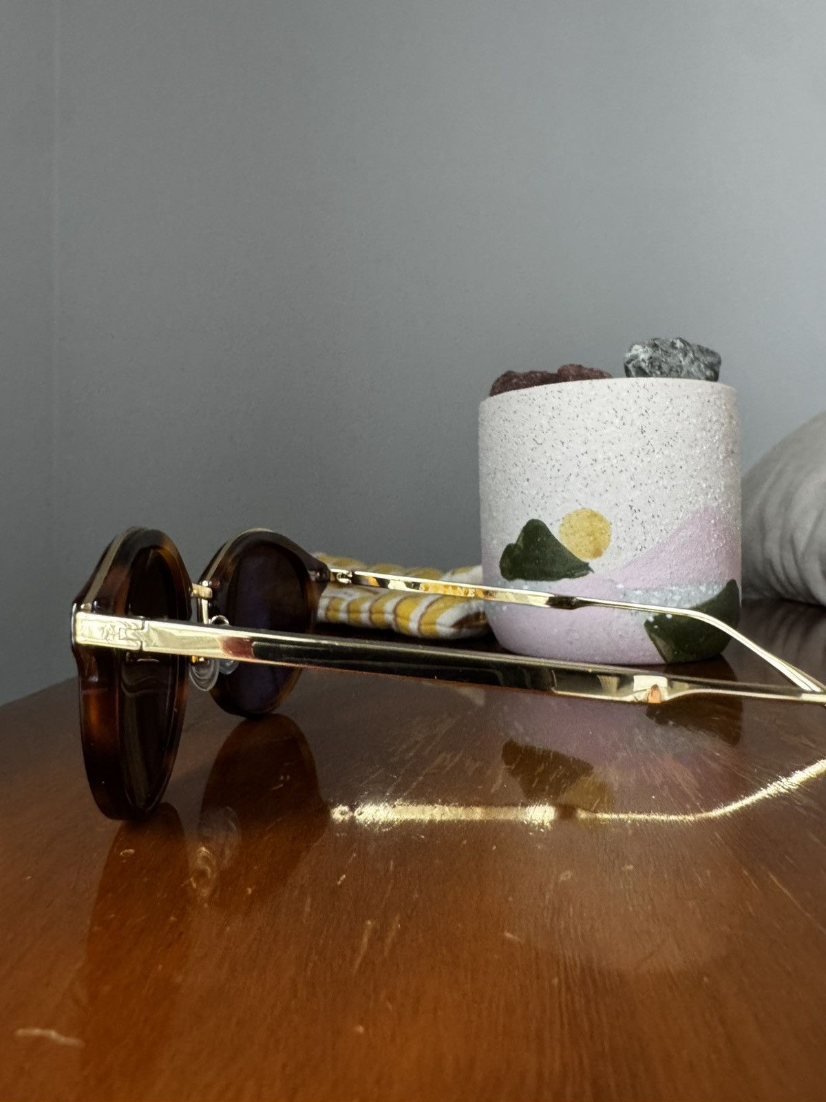 Sezane Sezane Tortoiseshell Round Glasses with Gold Frame Size ONE SIZE - 2 Thumbnail