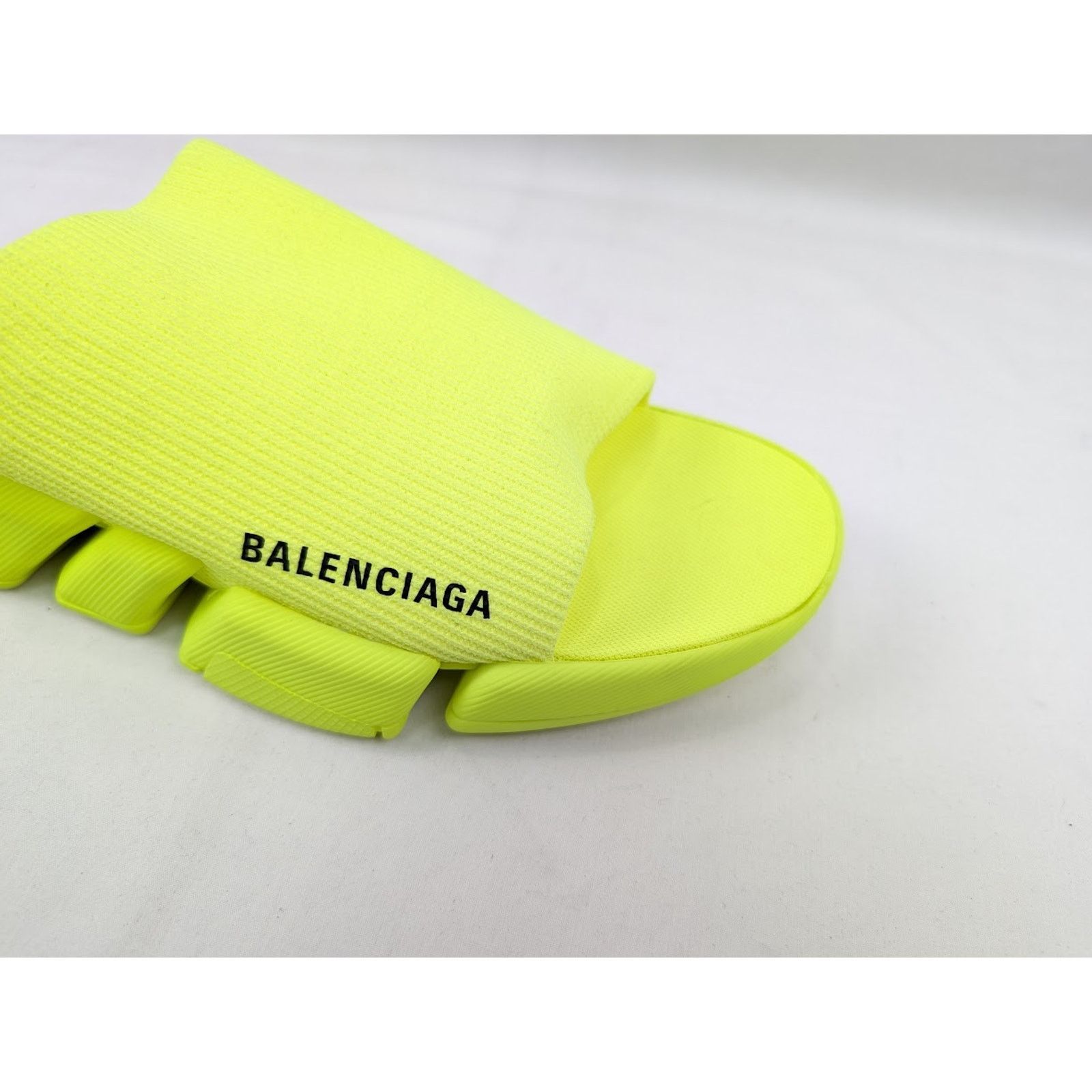 Balenciaga o1rshd1 Speed 2.0 Slides in Fluo Yellow Size US 11 / EU 44 - 3 Thumbnail