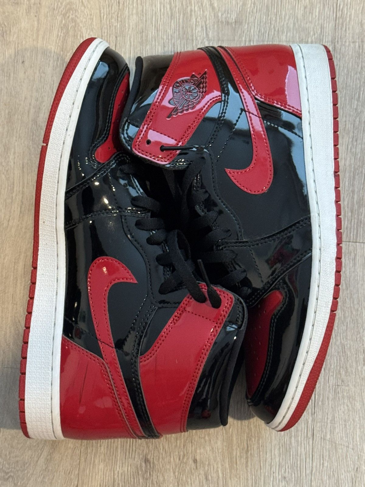 Jordan Brand Jordan 1 Retro High OG Size US 10.5 / EU 43-44 - 4 Thumbnail