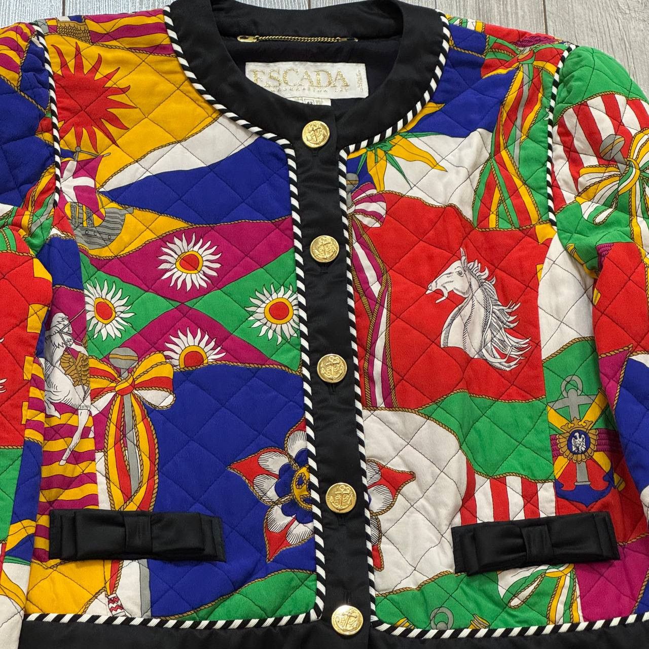 Escada Escada 1991 Ad Campaign Novelty Print Silk Bomber Jacket Size M / US 6-8 / IT 42-44 - 3 Thumbnail