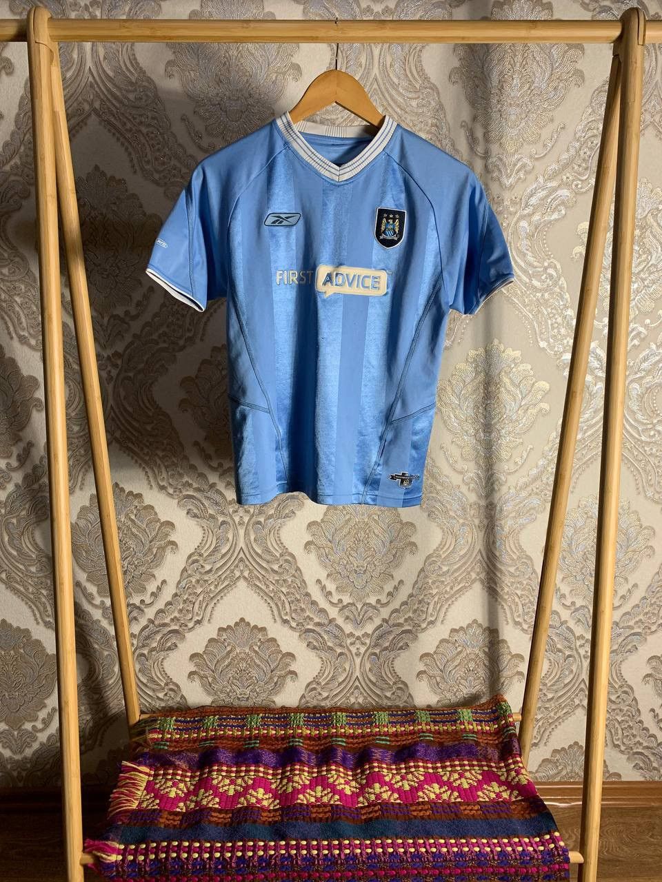 VERY RARE REEBOK MANCHESTER CITY SOCCER JERSEY Y2K 90s RETRO
