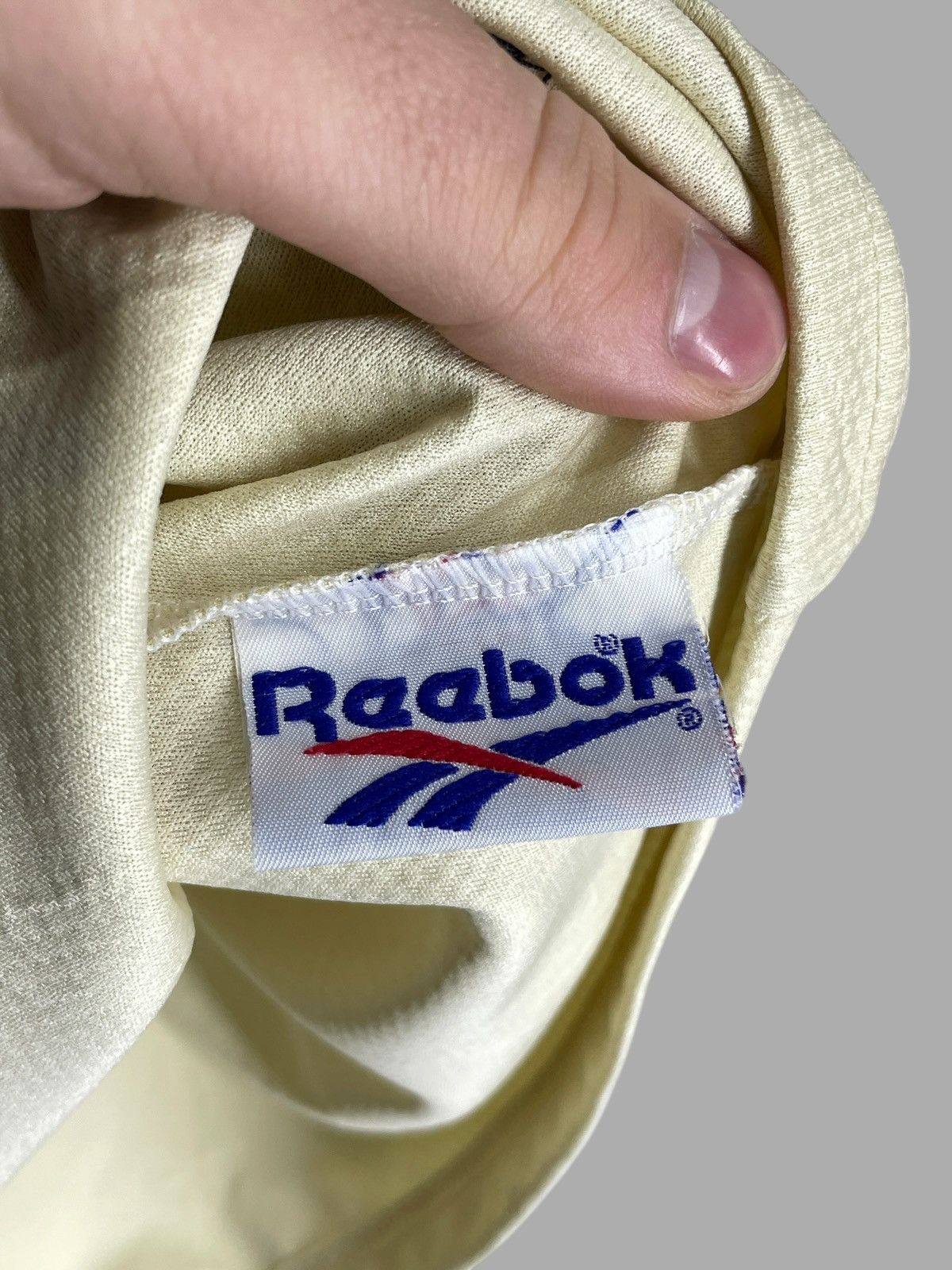 Reebok Liverpool FC Reebok 1996/97 Away Vintage Football Shirt Size US XL / EU 56 / 4 - 15 Thumbnail