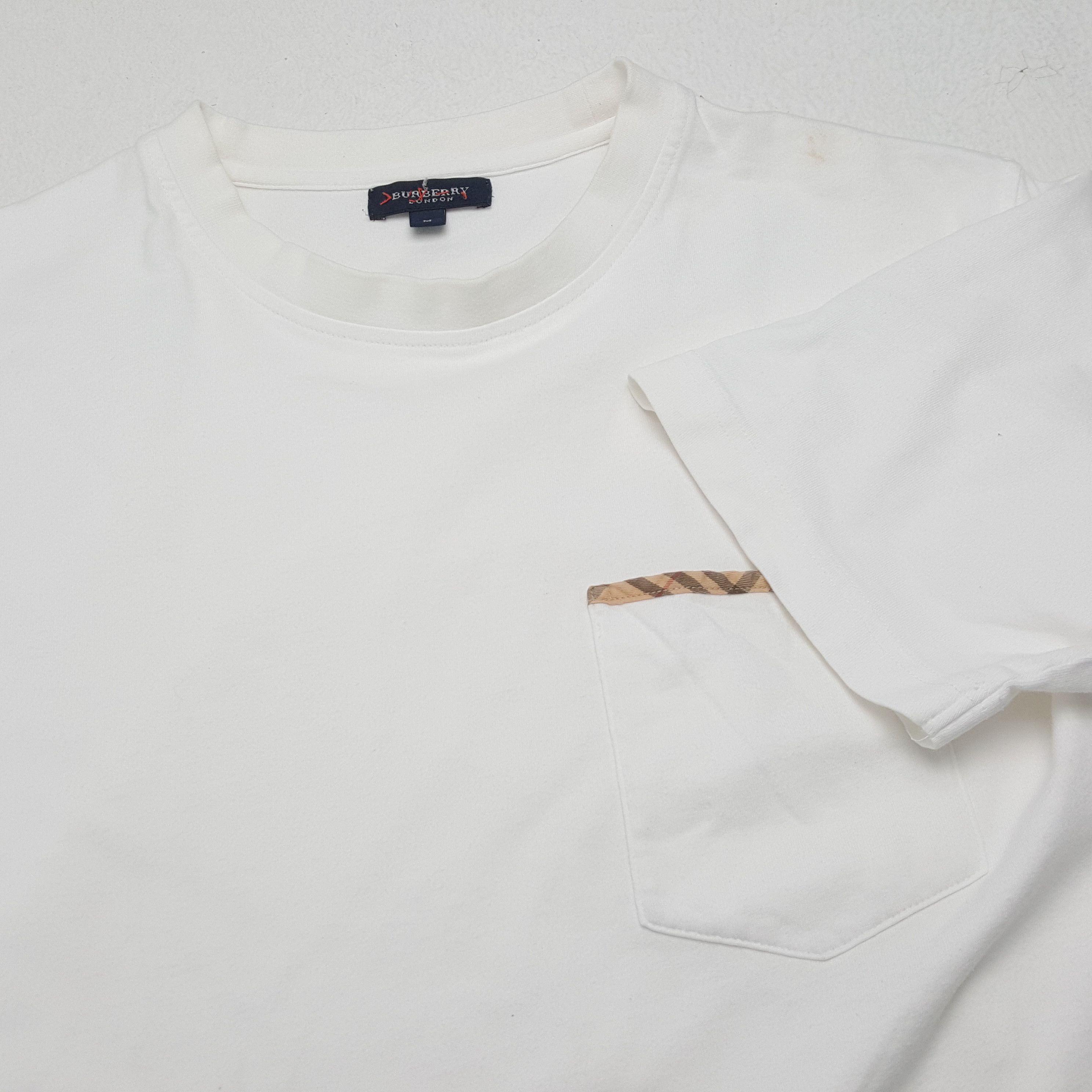 Burberry × Vintage BURBERRY LONDON Nova Check Pocket Tshirt Size US M / EU 48-50 / 2 - 7 Thumbnail