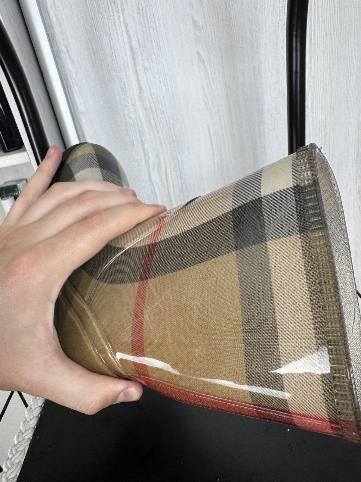 Burberry Burberry Kids Toddler Nova Check Rubber Rain boots size 28 Size US 10 / IT 40 - 10 Thumbnail