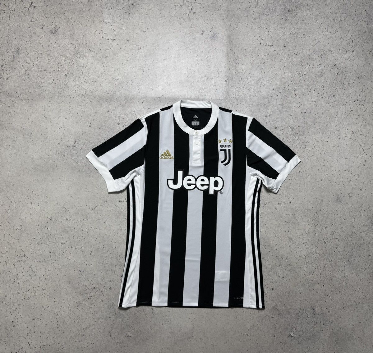 Adidas Adidas FC Juventus 2017/2018 Vintage Soccer Jersey Size US M / EU 48-50 / 2 - 1 Thumbnail